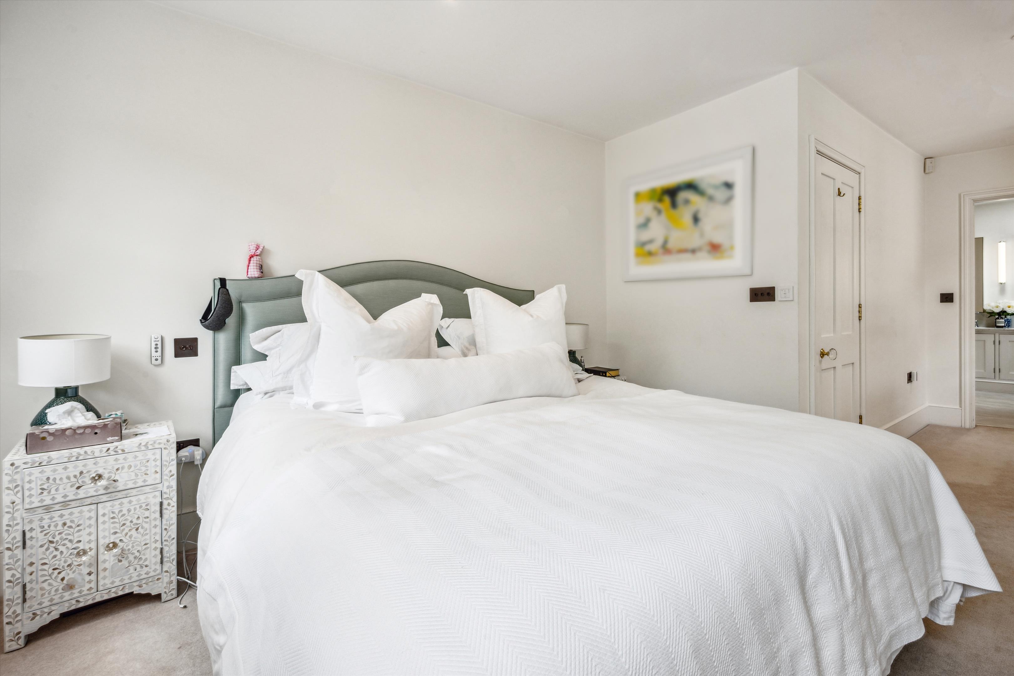 Montpelier Mews, London SW7