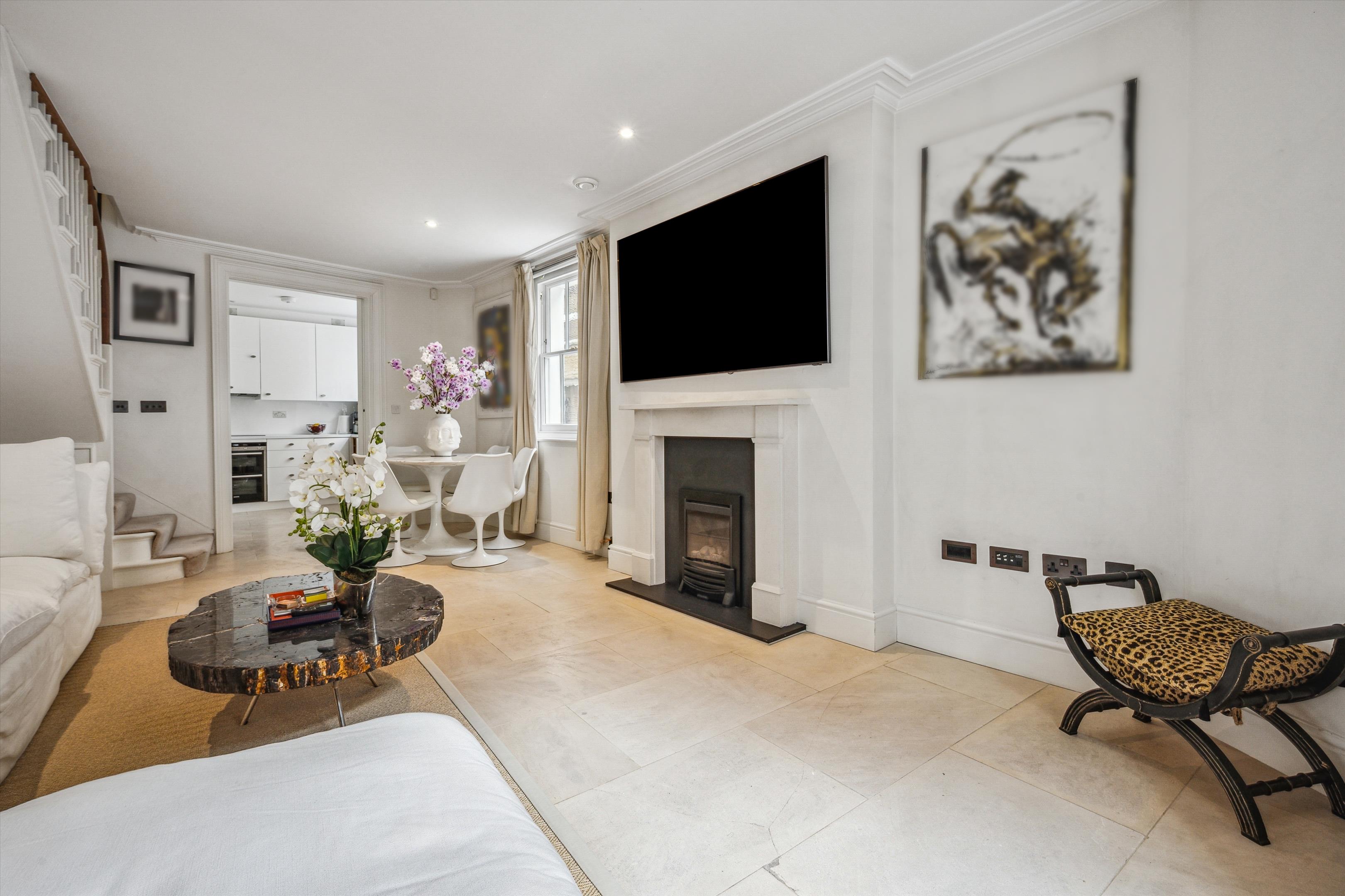 Montpelier Mews, London SW7
