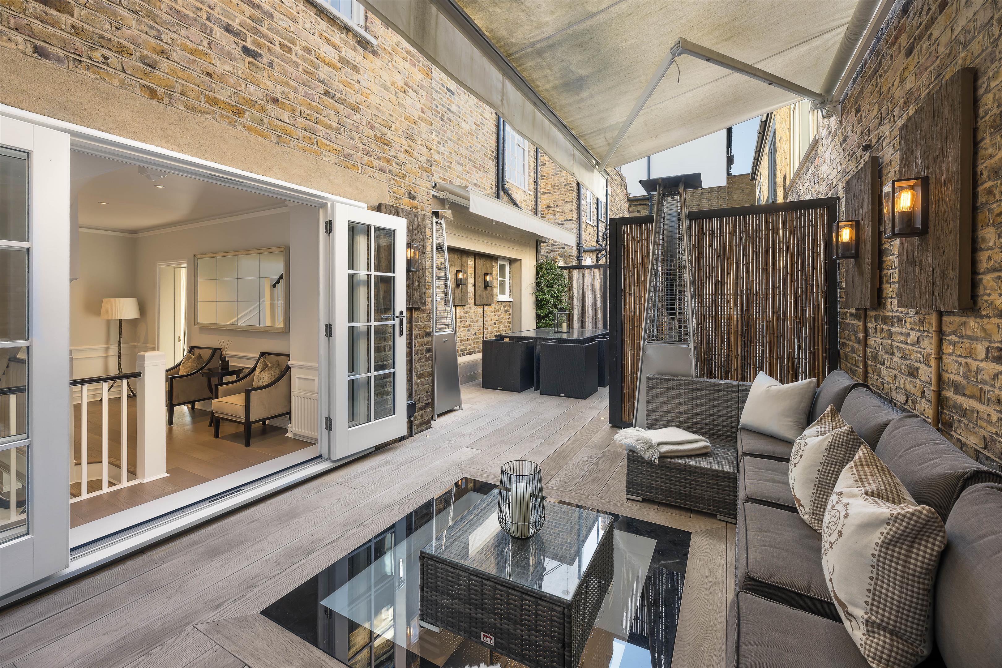 Cheyne Place, London, SW3