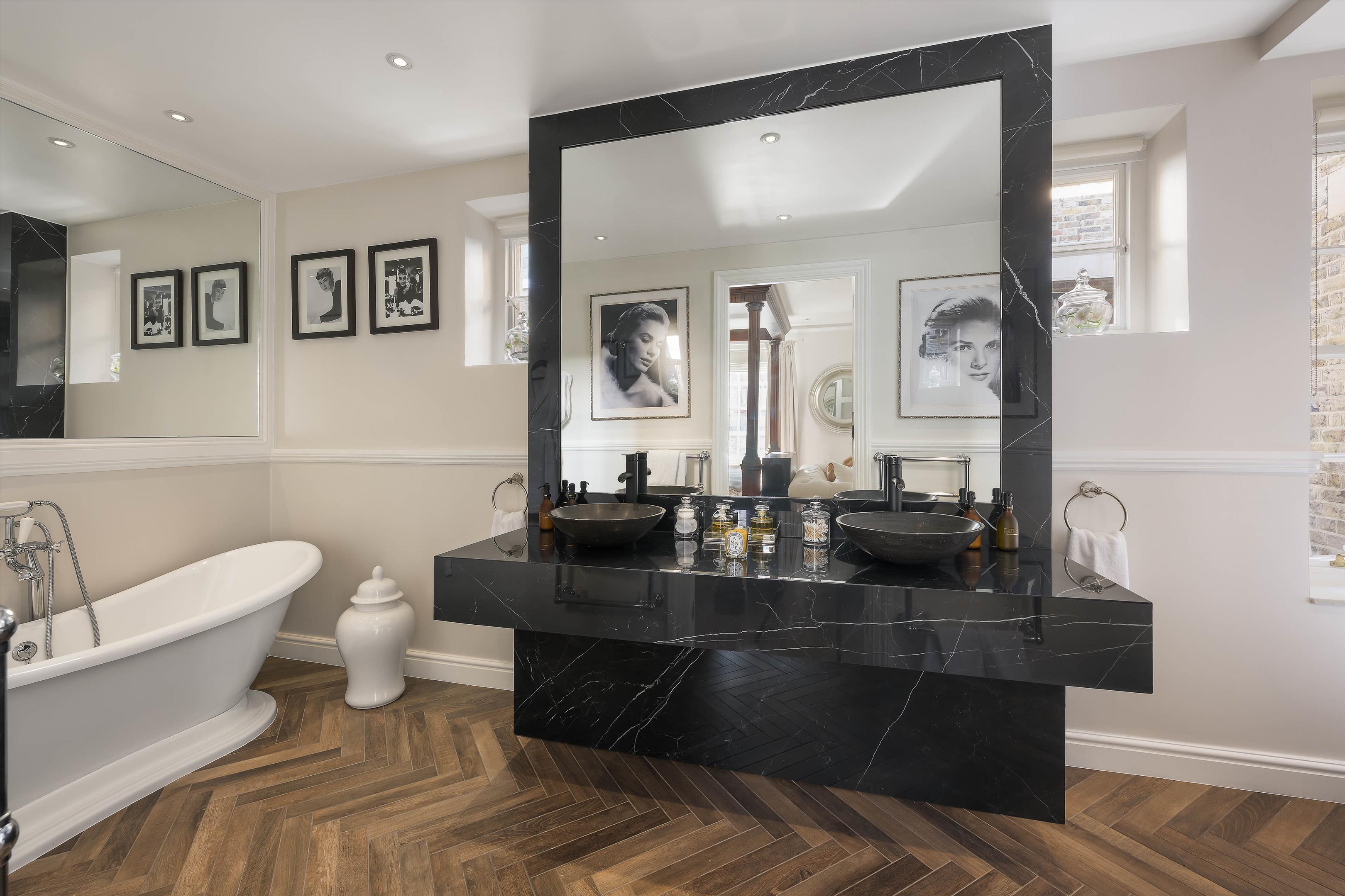 Cheyne Place, London, SW3