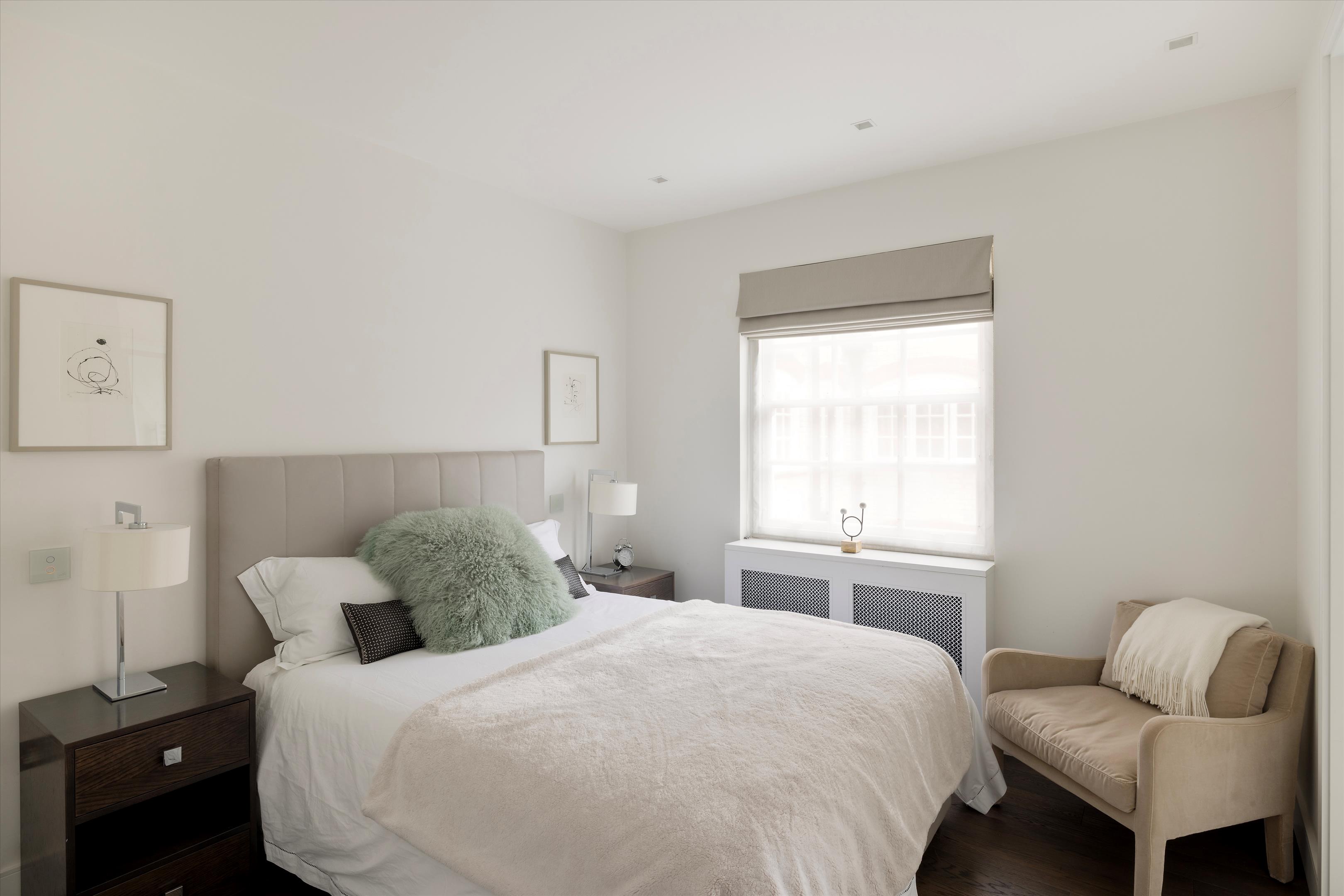 Cadogan Square, London, SW1X