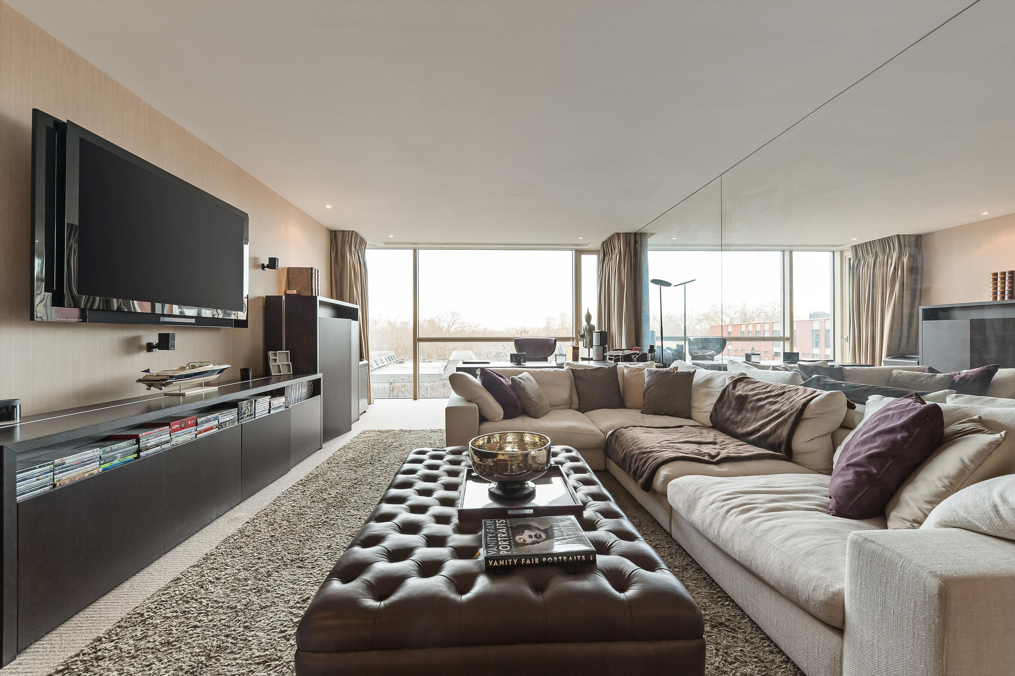 Knightsbridge, London SW7