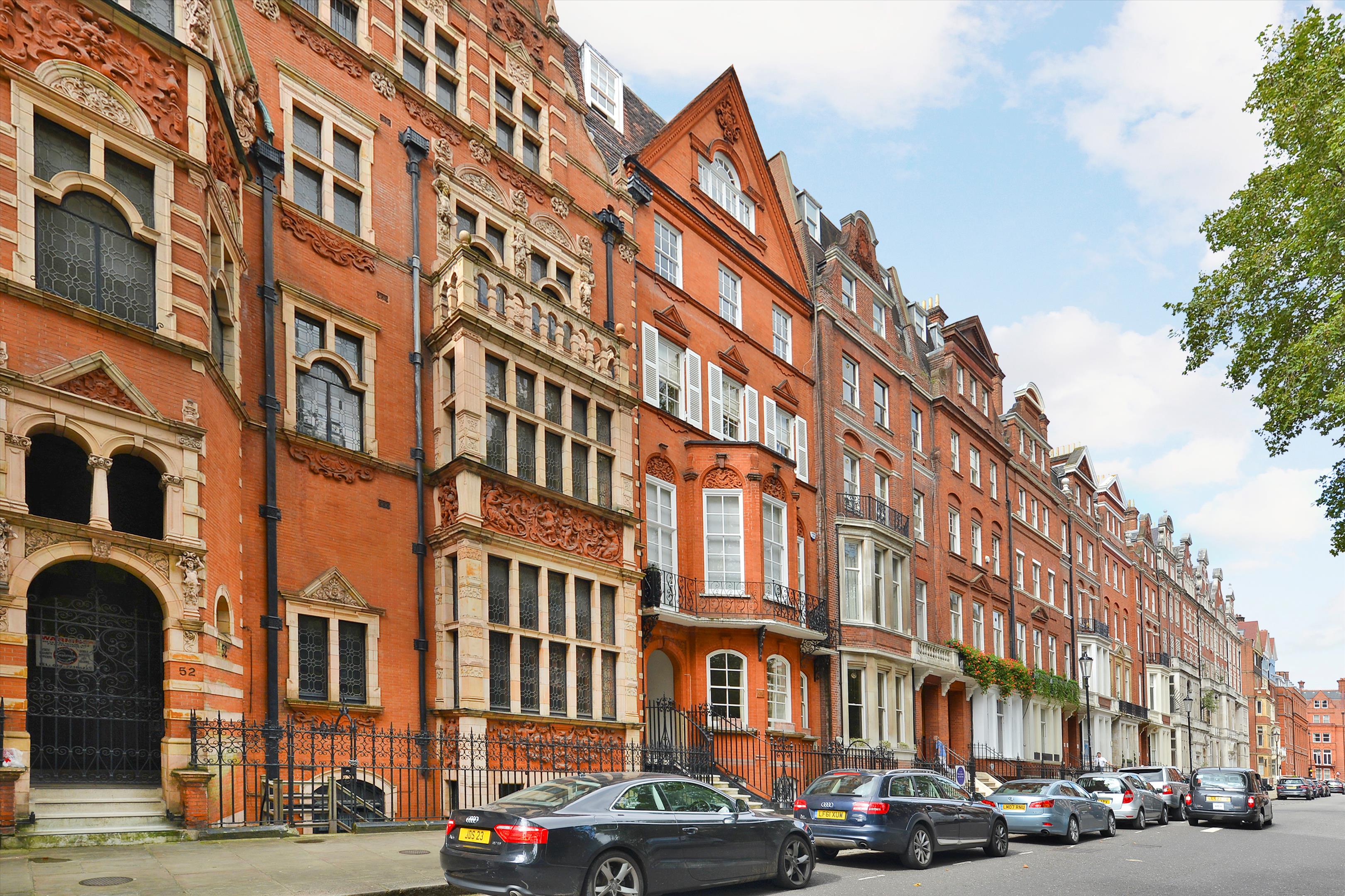 Cadogan Square, Knightsbridge SW1X.