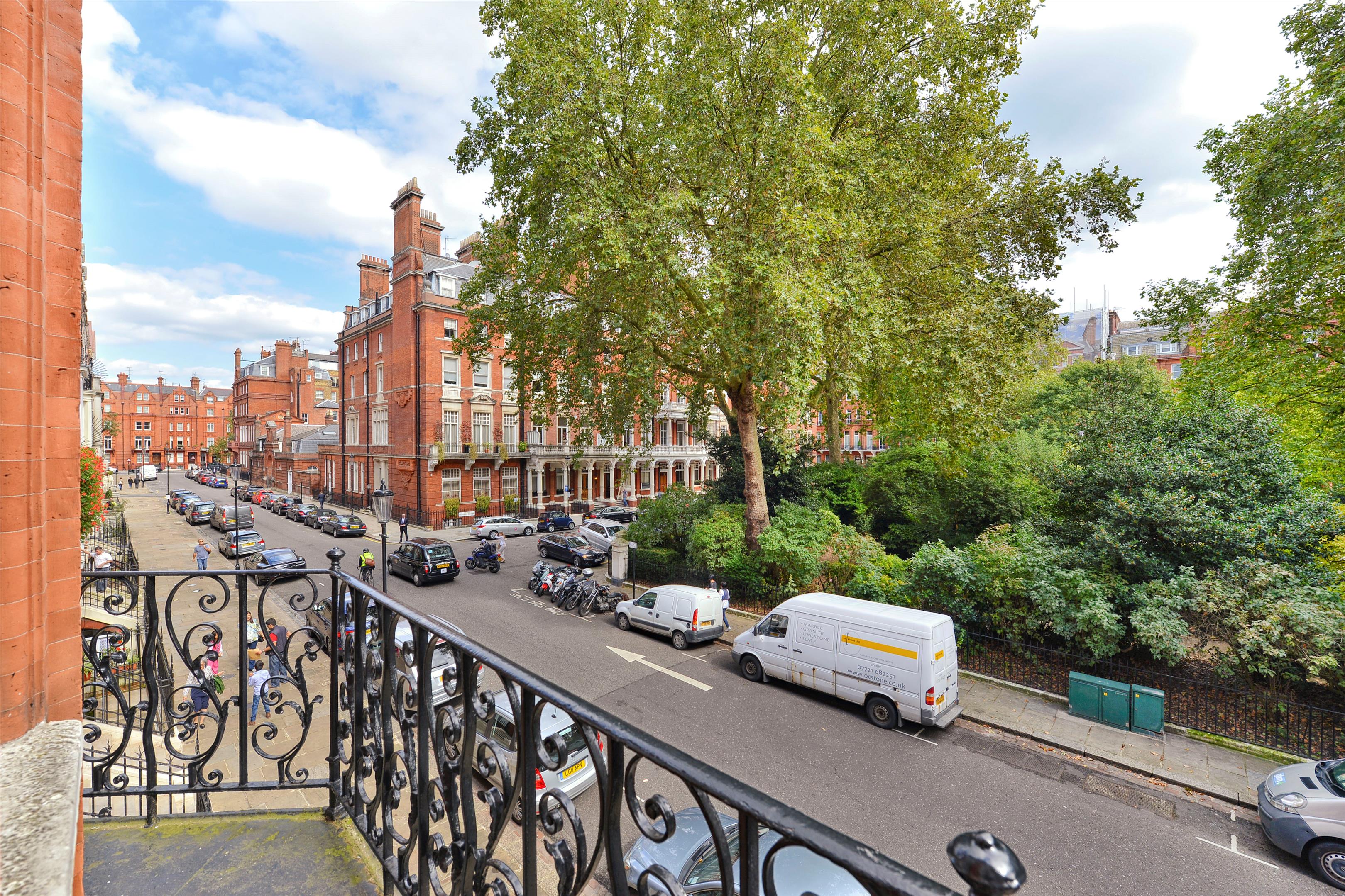Cadogan Square, Knightsbridge SW1X.
