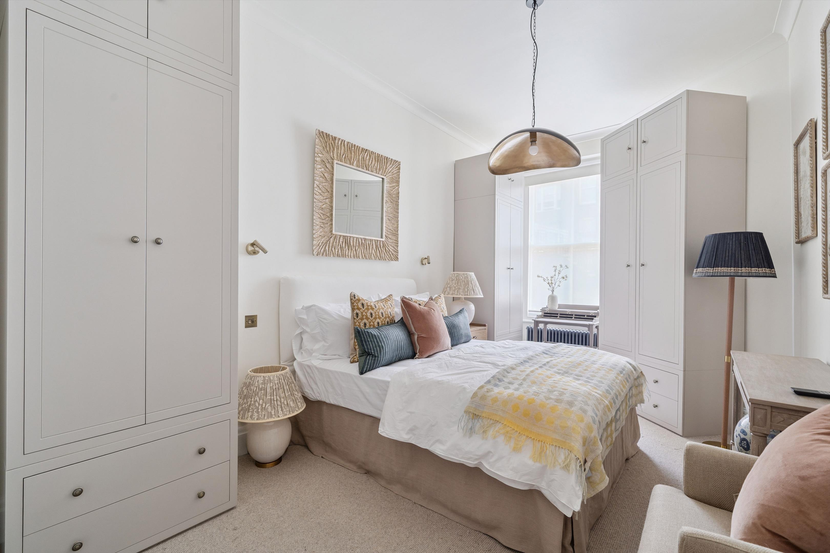 Basil Street, London, SW3