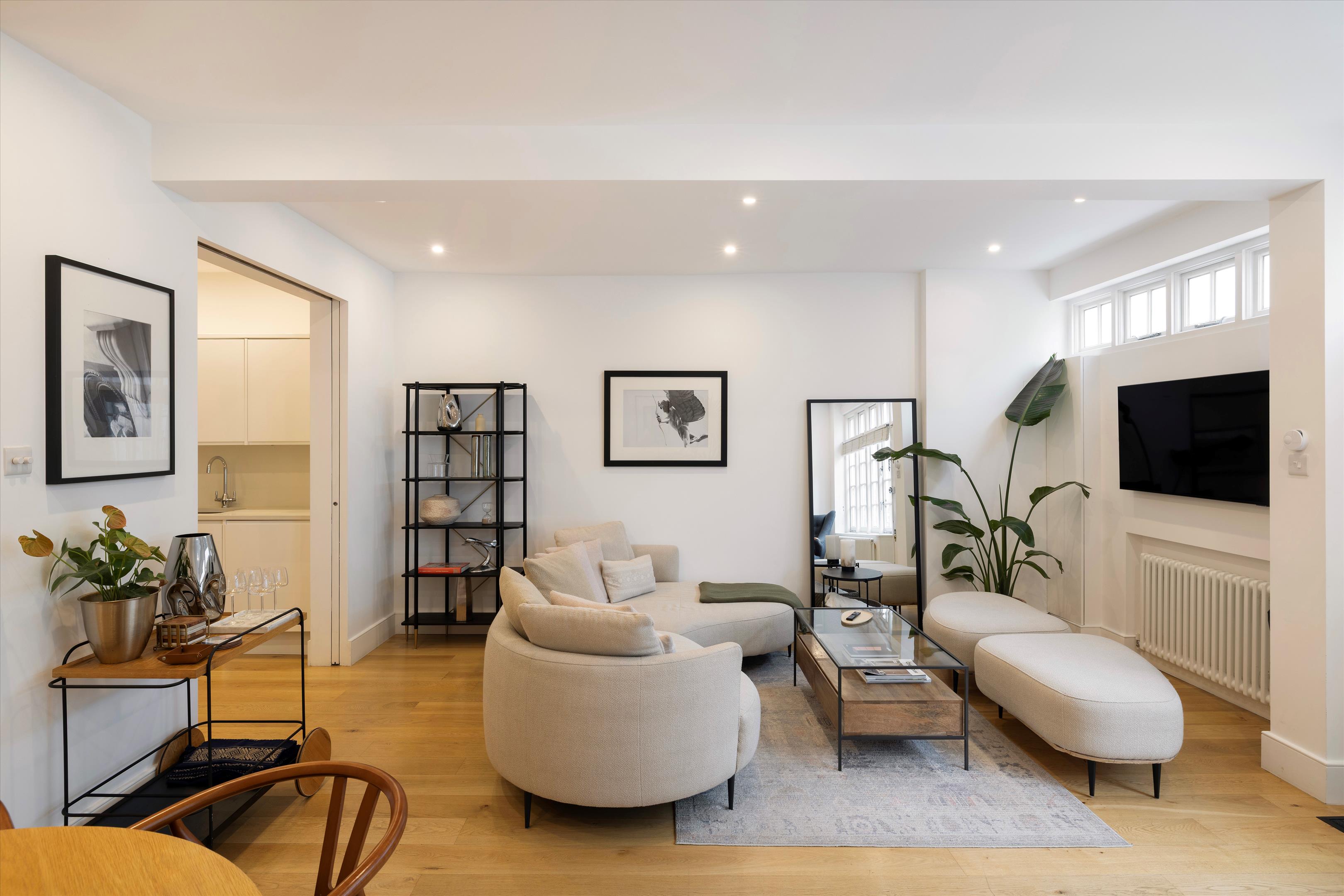 Ennismore Mews, London SW7