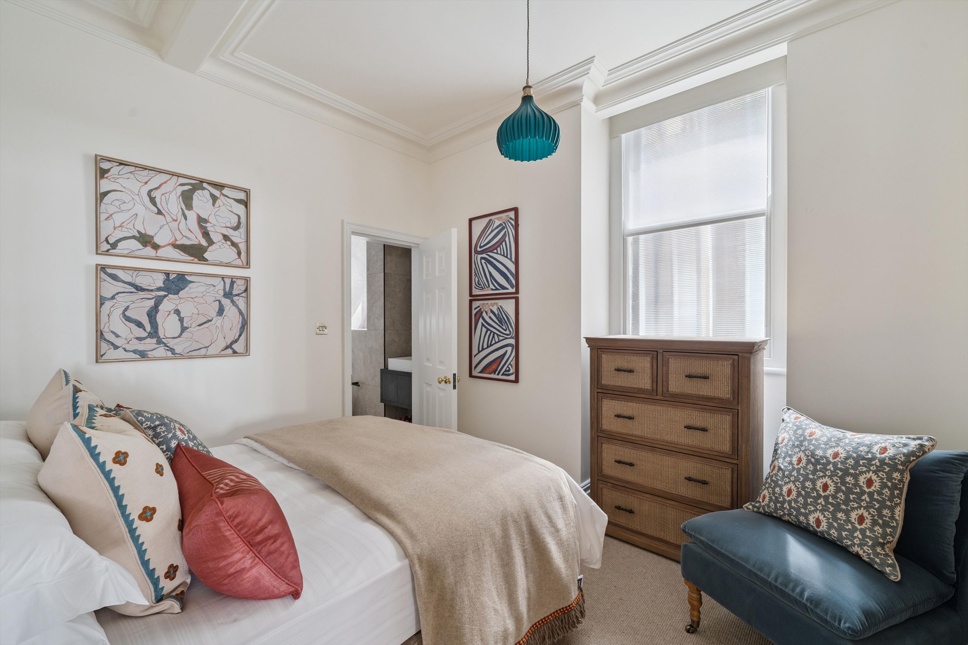 Lincoln House, Basil Street, London, SW3