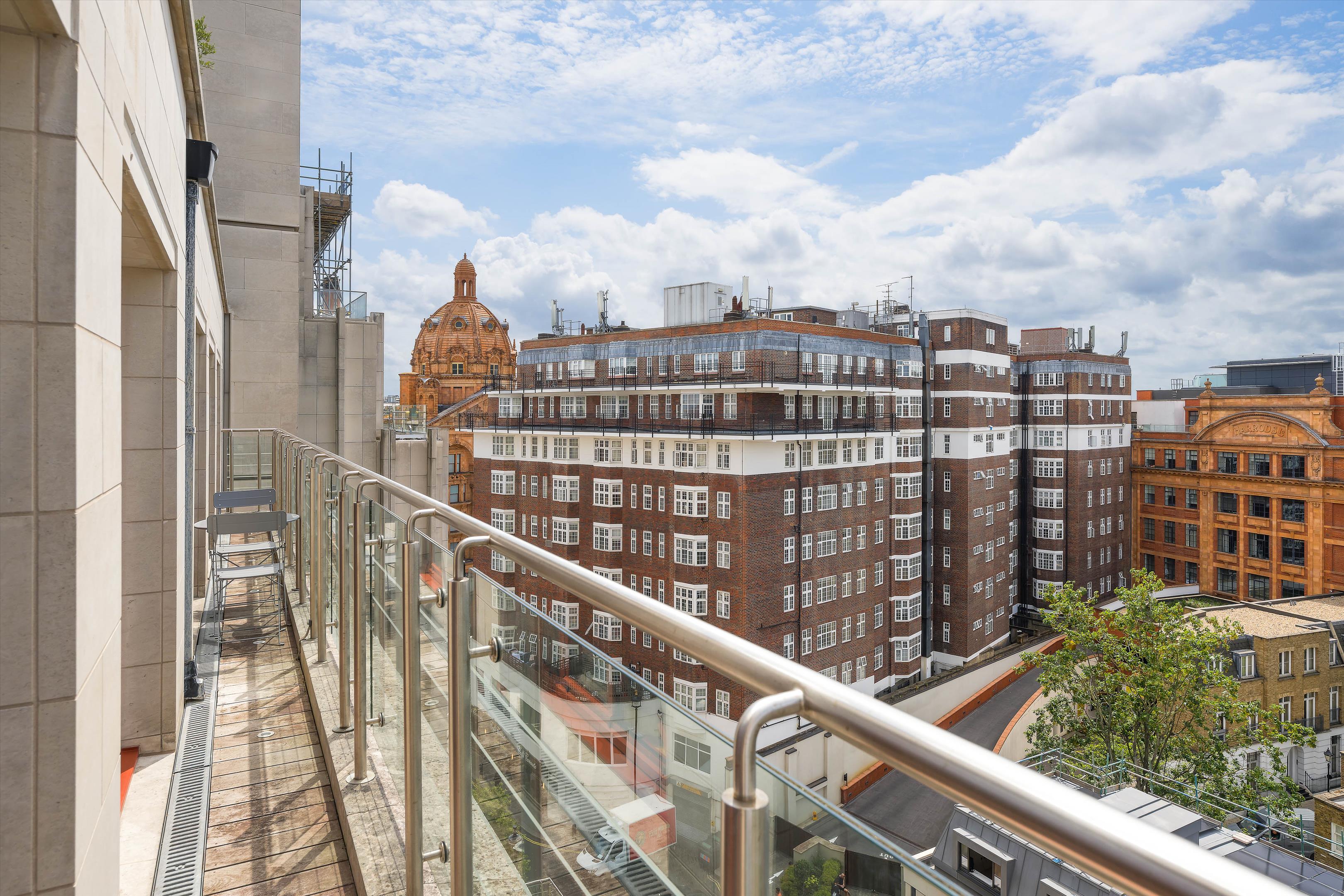Lancelot Place, London, SW7