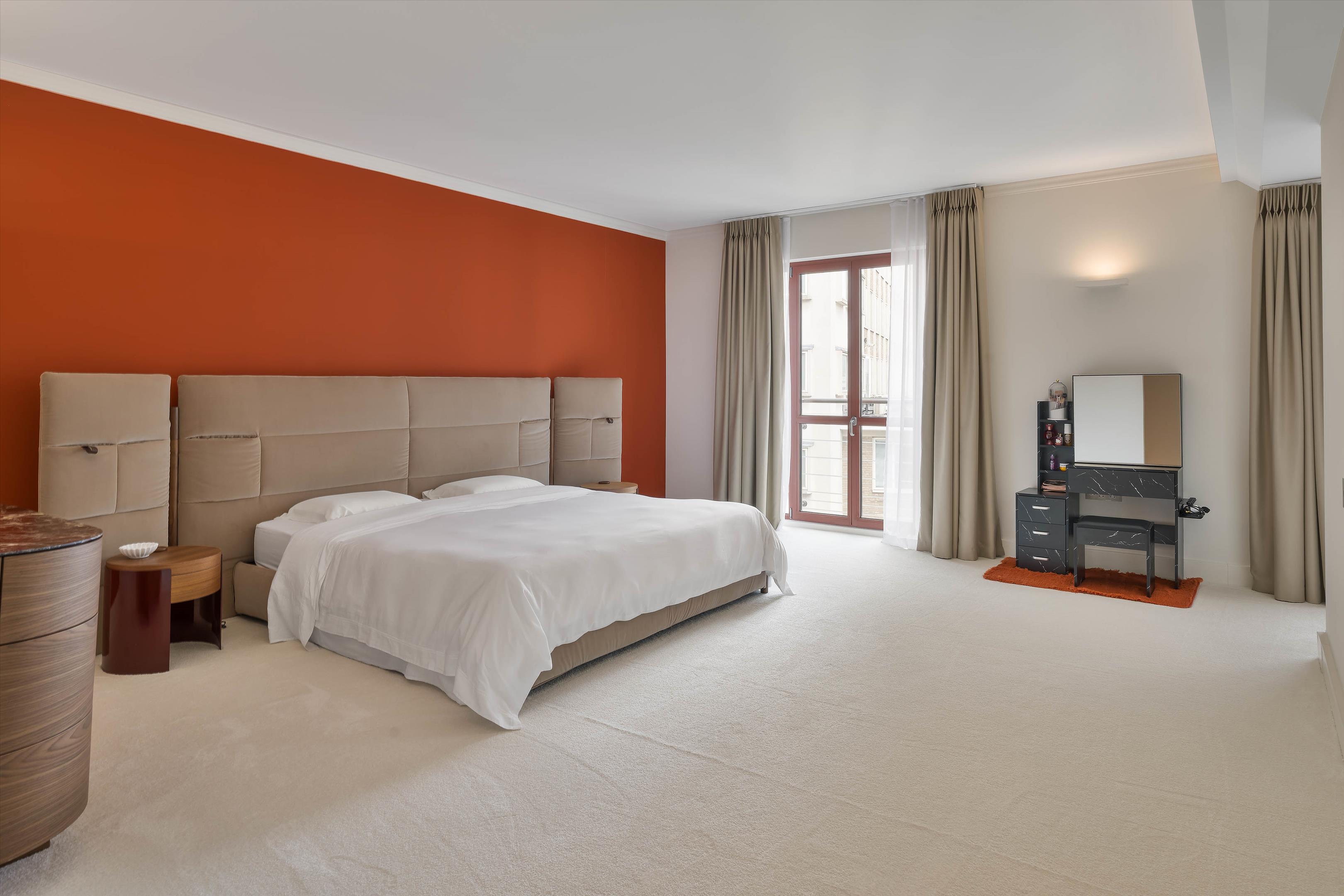 Lancelot Place, London, SW7