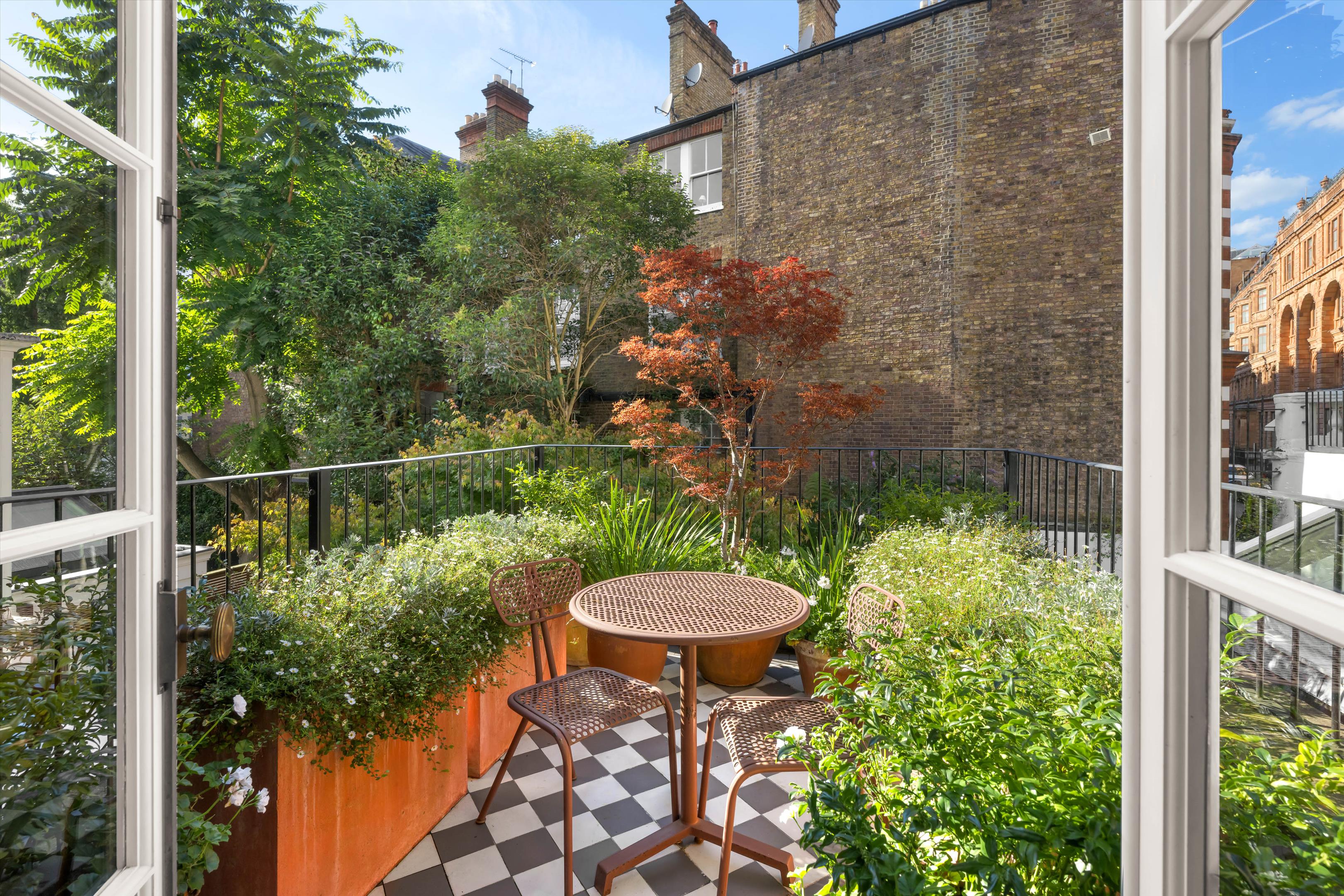 Walton Place, Chelsea, London, SW3