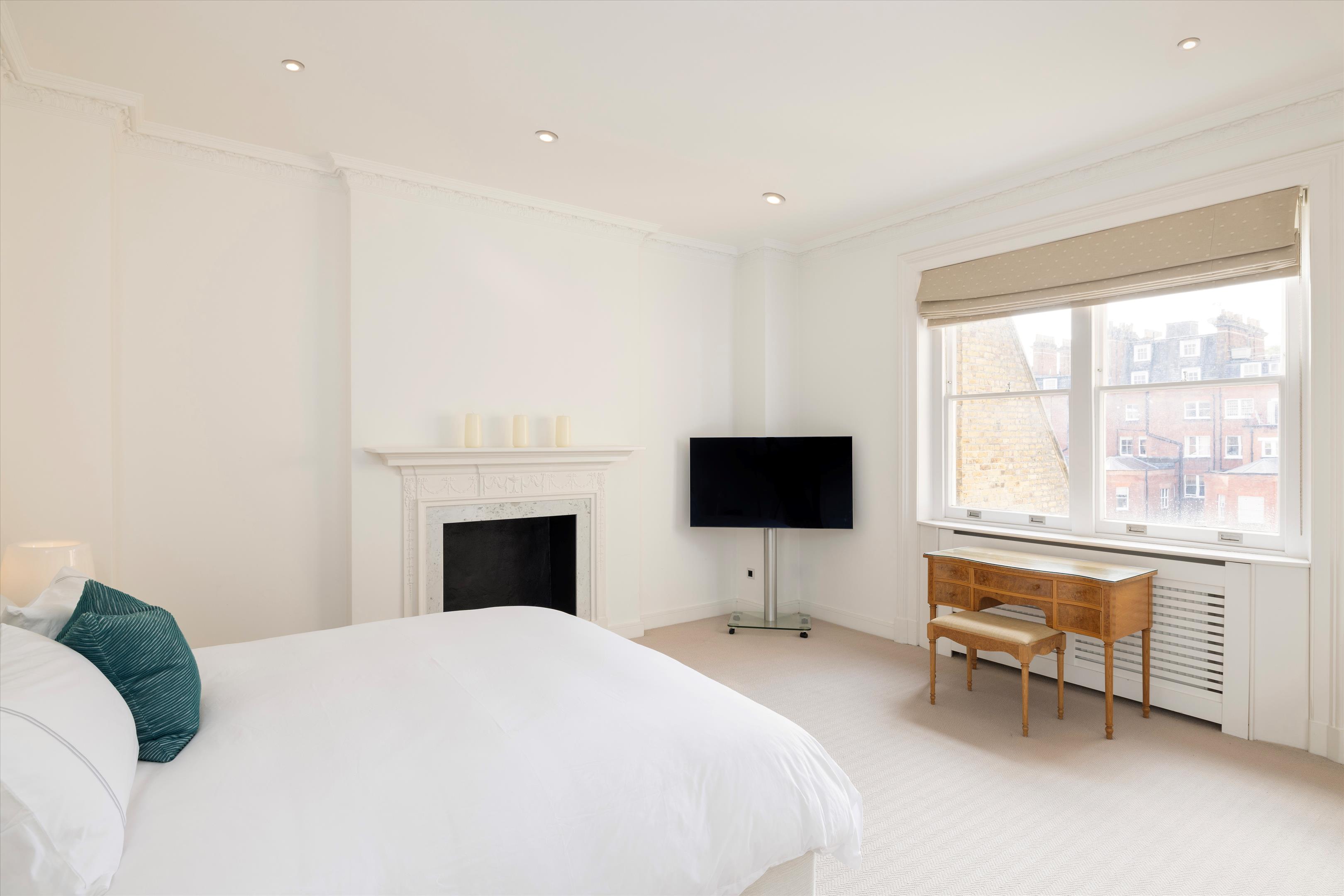 Cadogan Square, London, SW1X