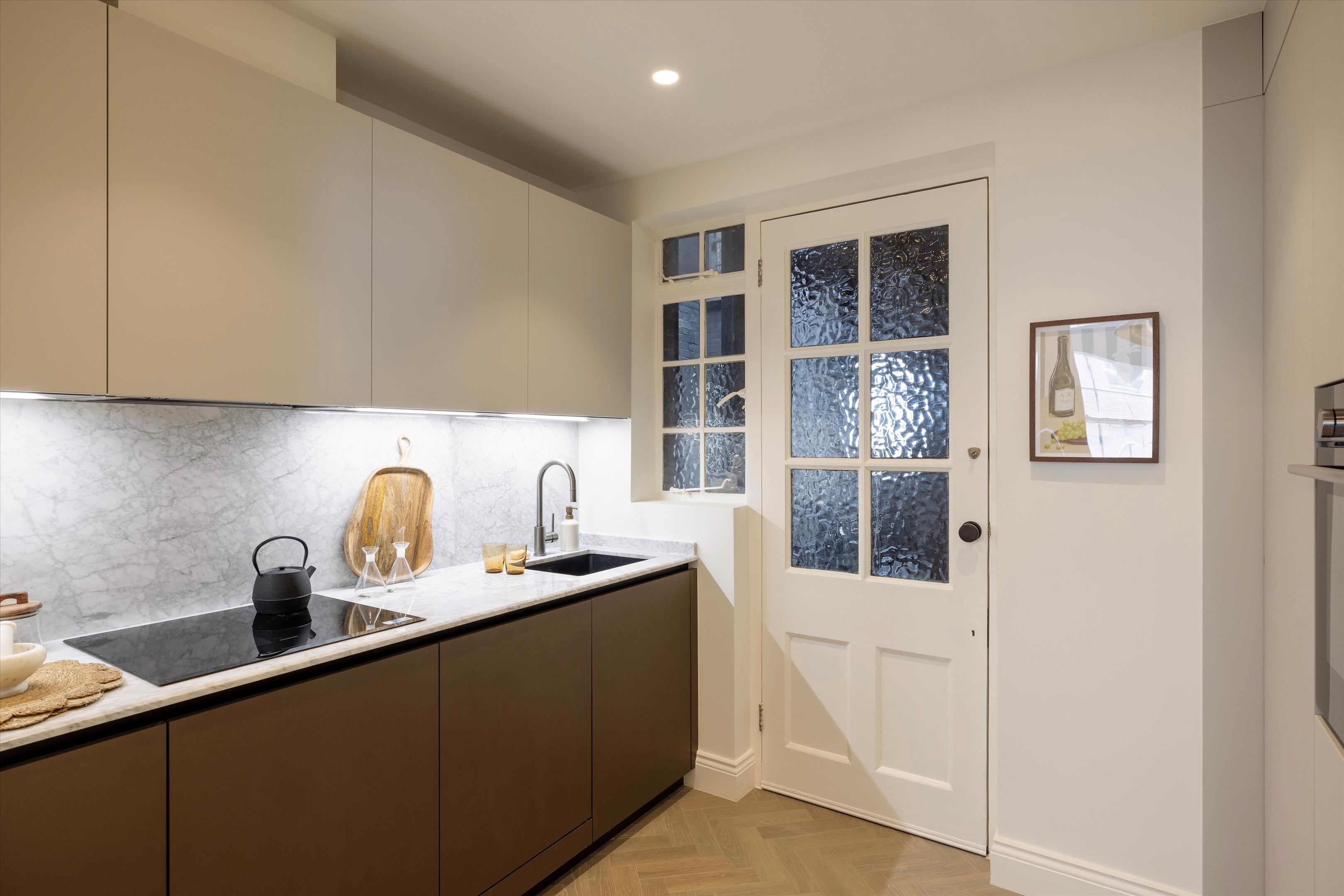 Ovington Court, 197-205 Brompton Road, Knightsbridge, SW3