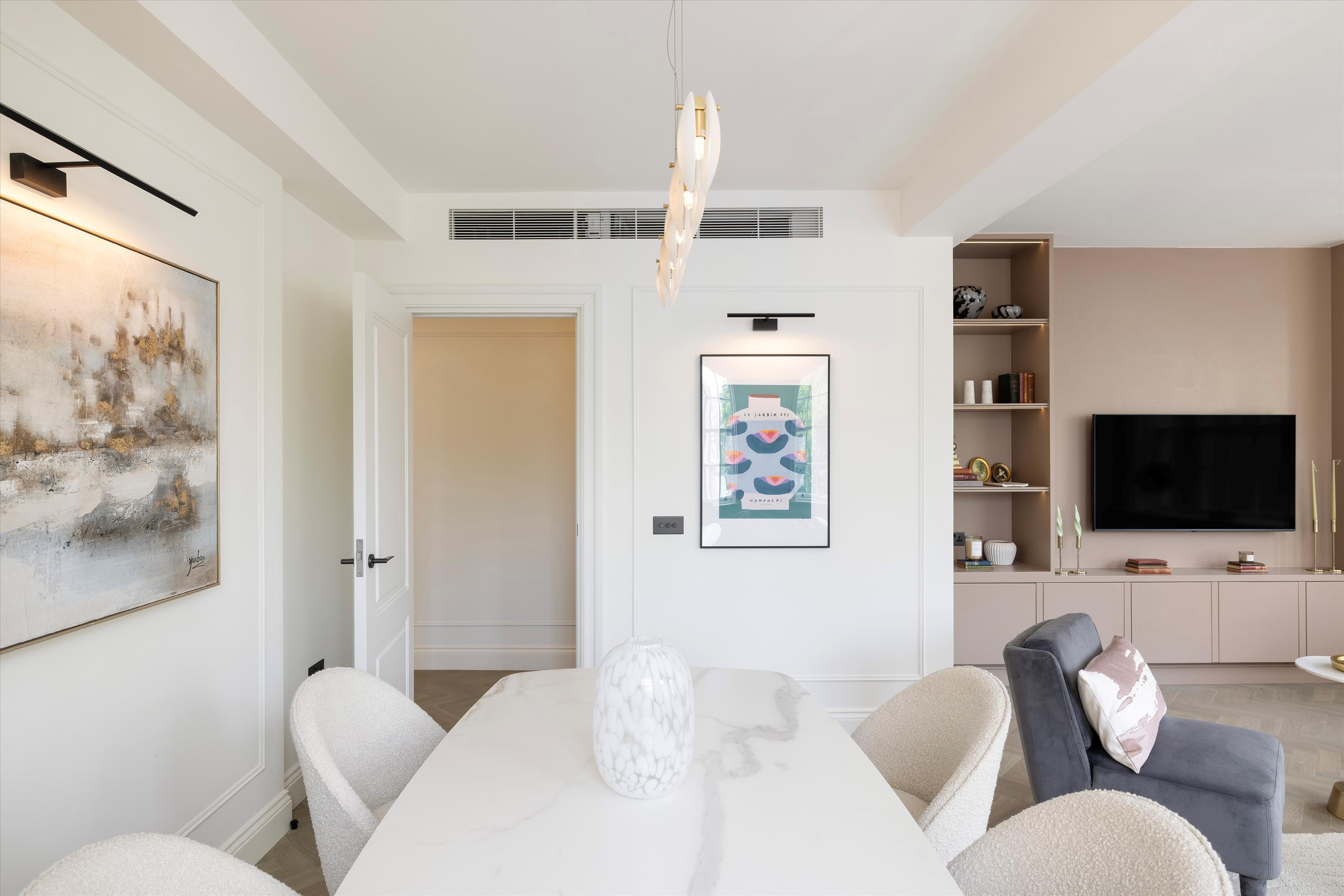 Ovington Court, 197-205 Brompton Road, Knightsbridge, SW3