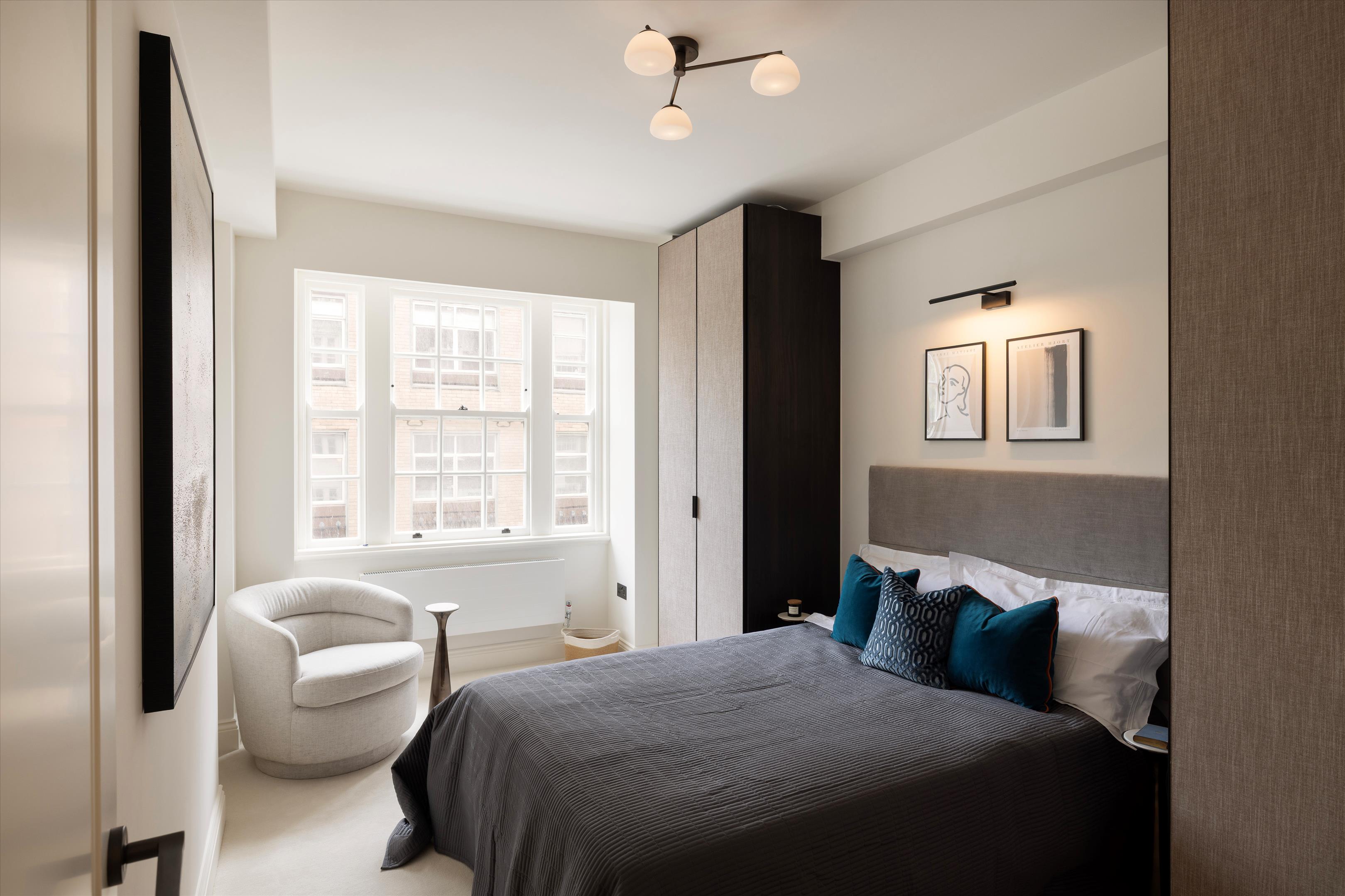 Ovington Court, 197-205 Brompton Road, Knightsbridge, SW3