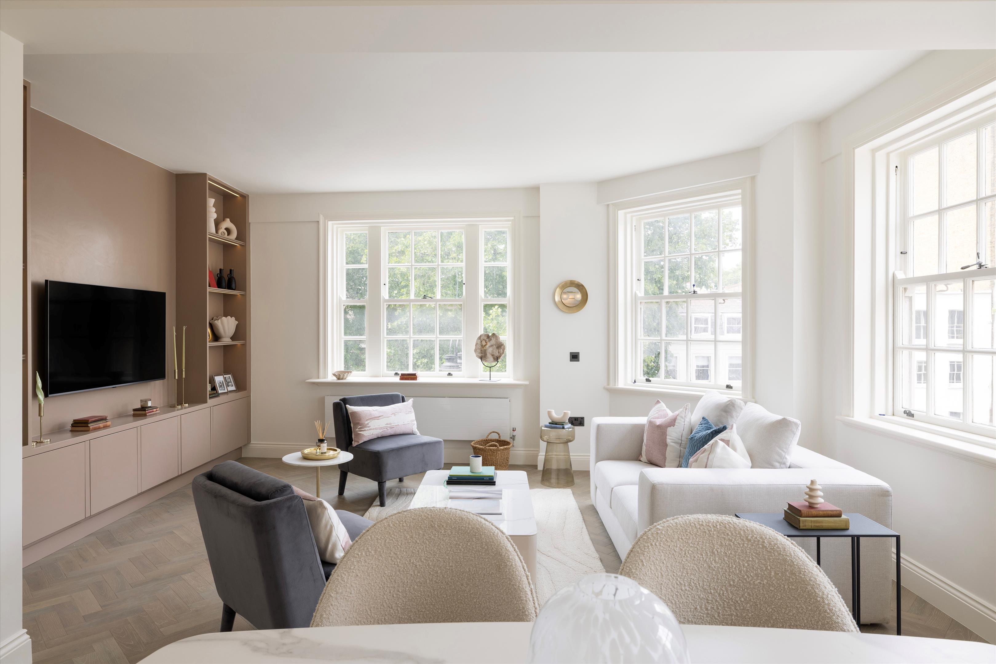 Ovington Court, 197-205 Brompton Road, Knightsbridge, SW3
