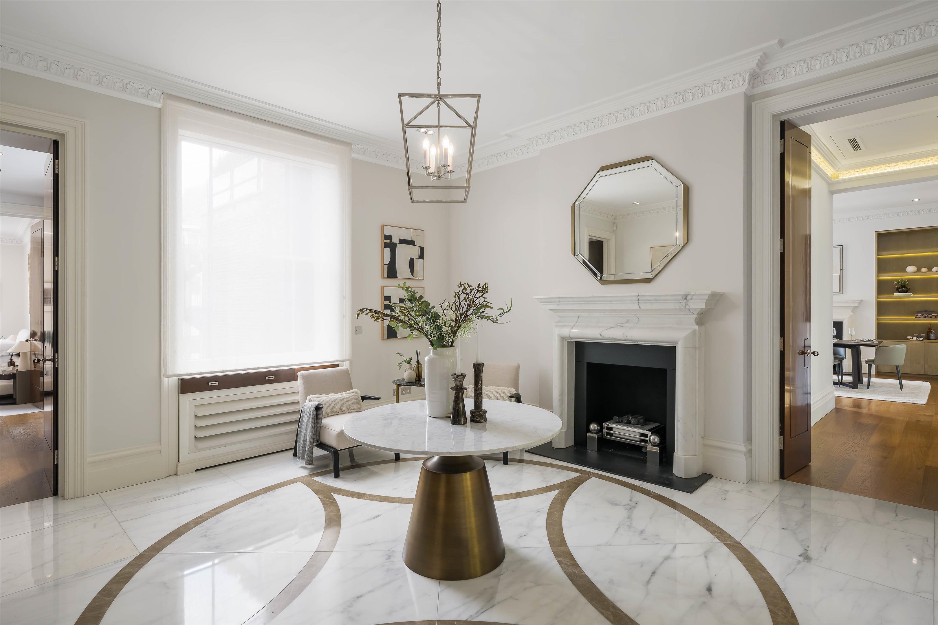 Ennismore Gardens, London, SW7