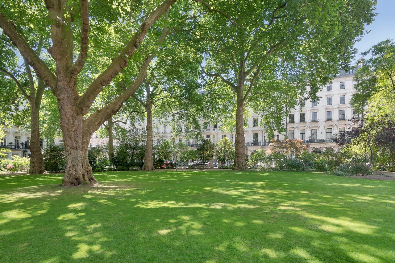 Ennismore Gardens, London, SW7