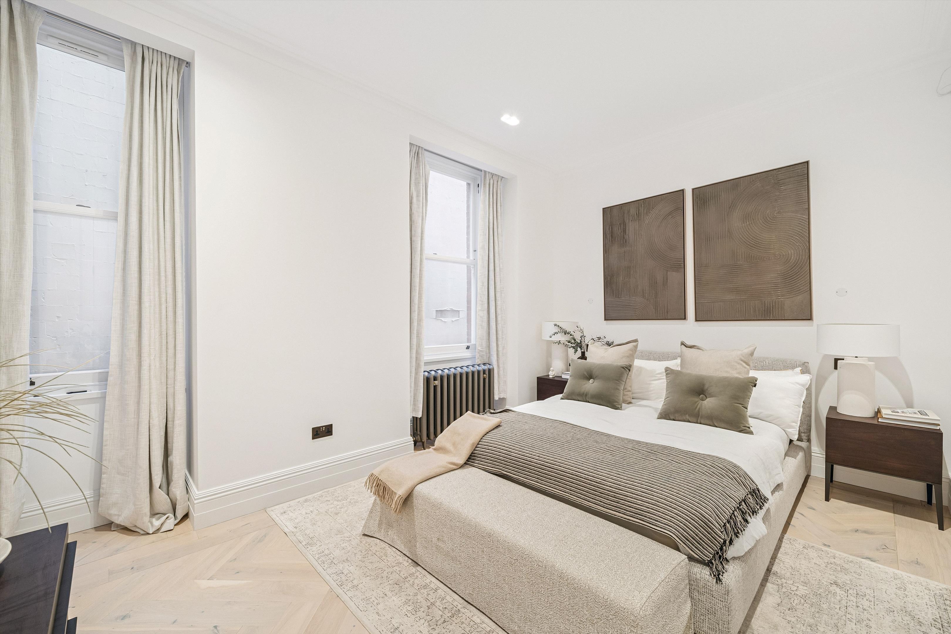 Wellington Court, 116 Knightsbridge, London SW1X