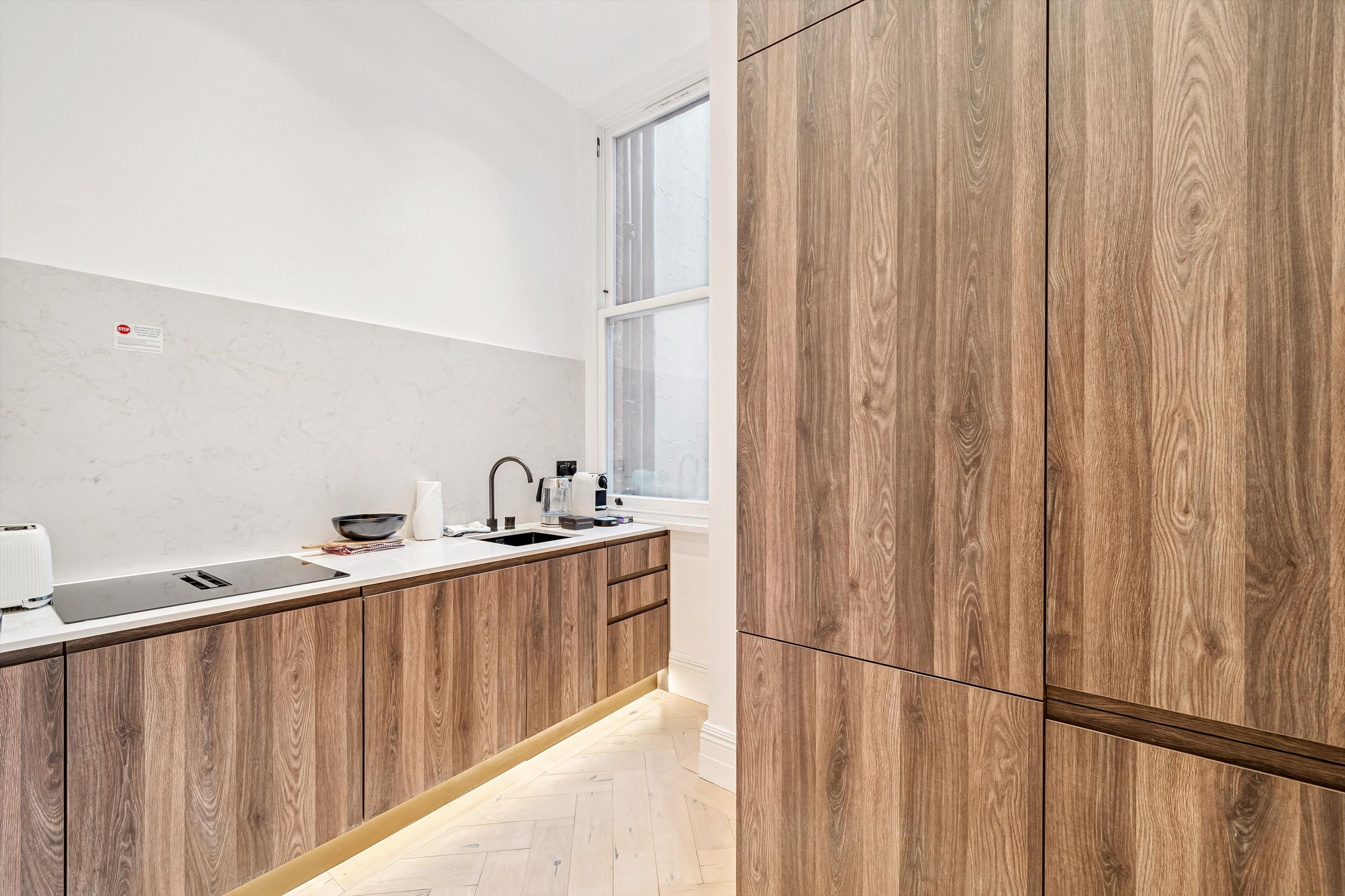 Wellington Court, 116 Knightsbridge, London SW1X