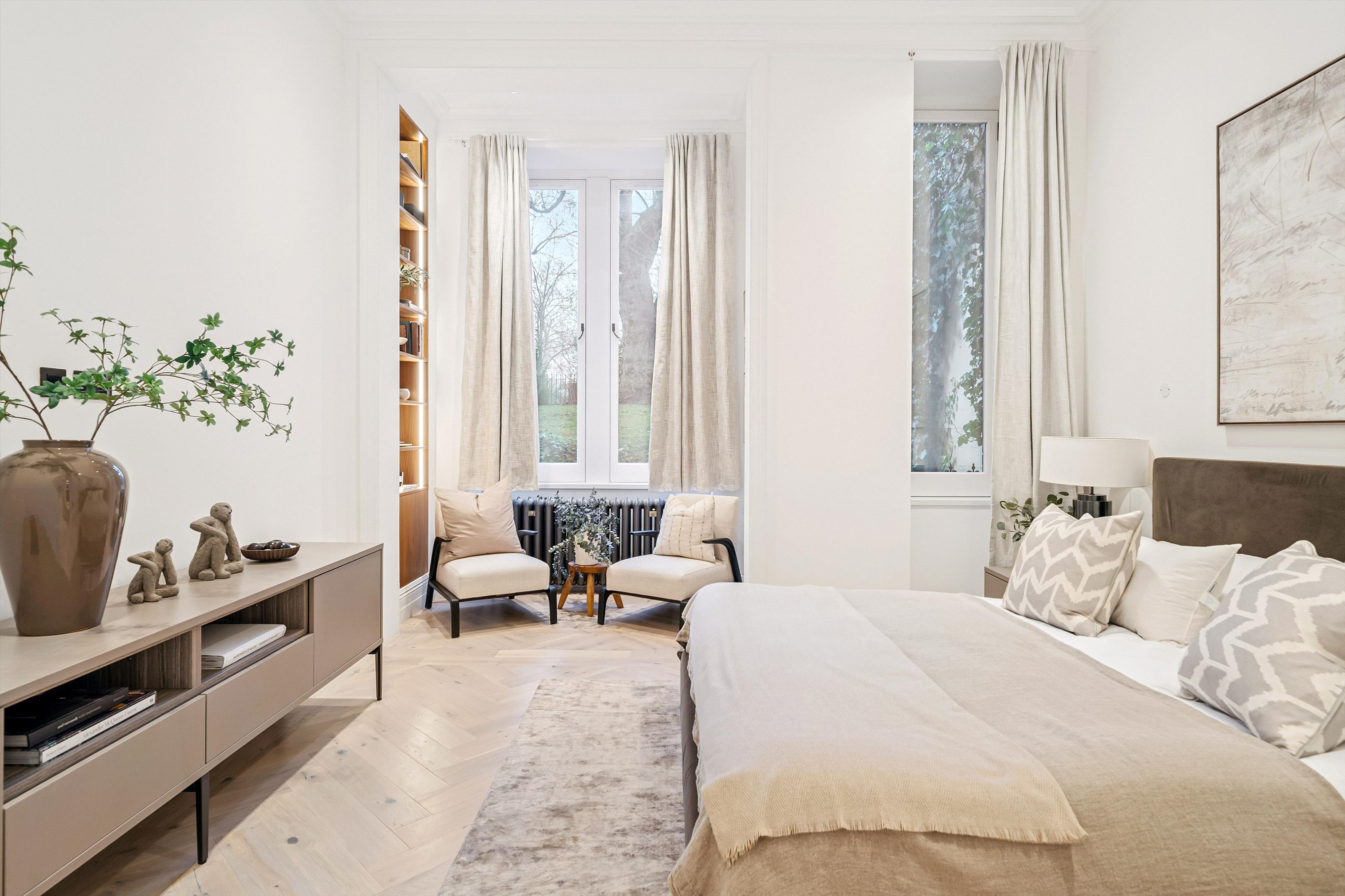 Wellington Court, 116 Knightsbridge, London SW1X