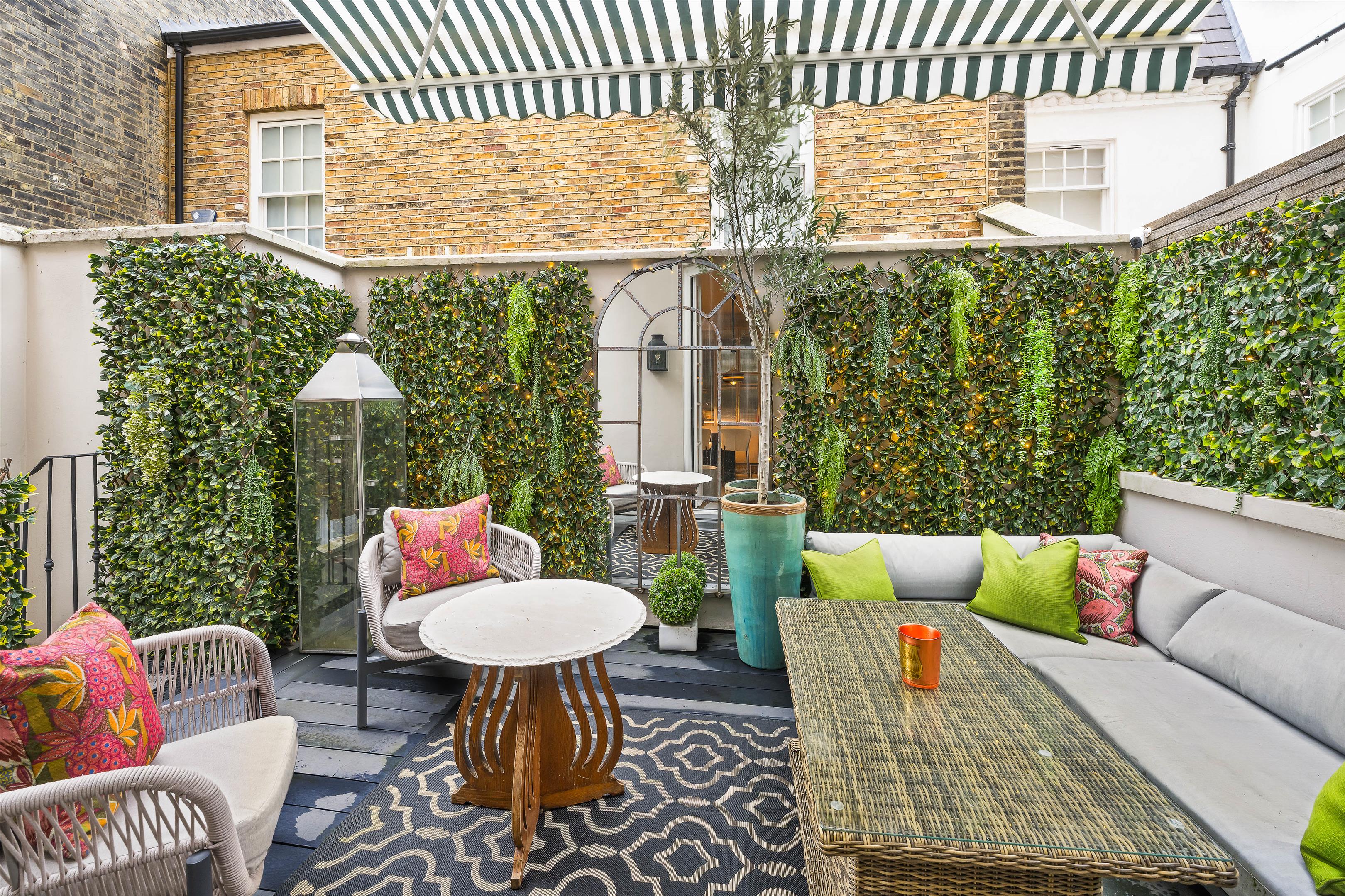 Cadogan Square, Knightsbridge, London SW1X