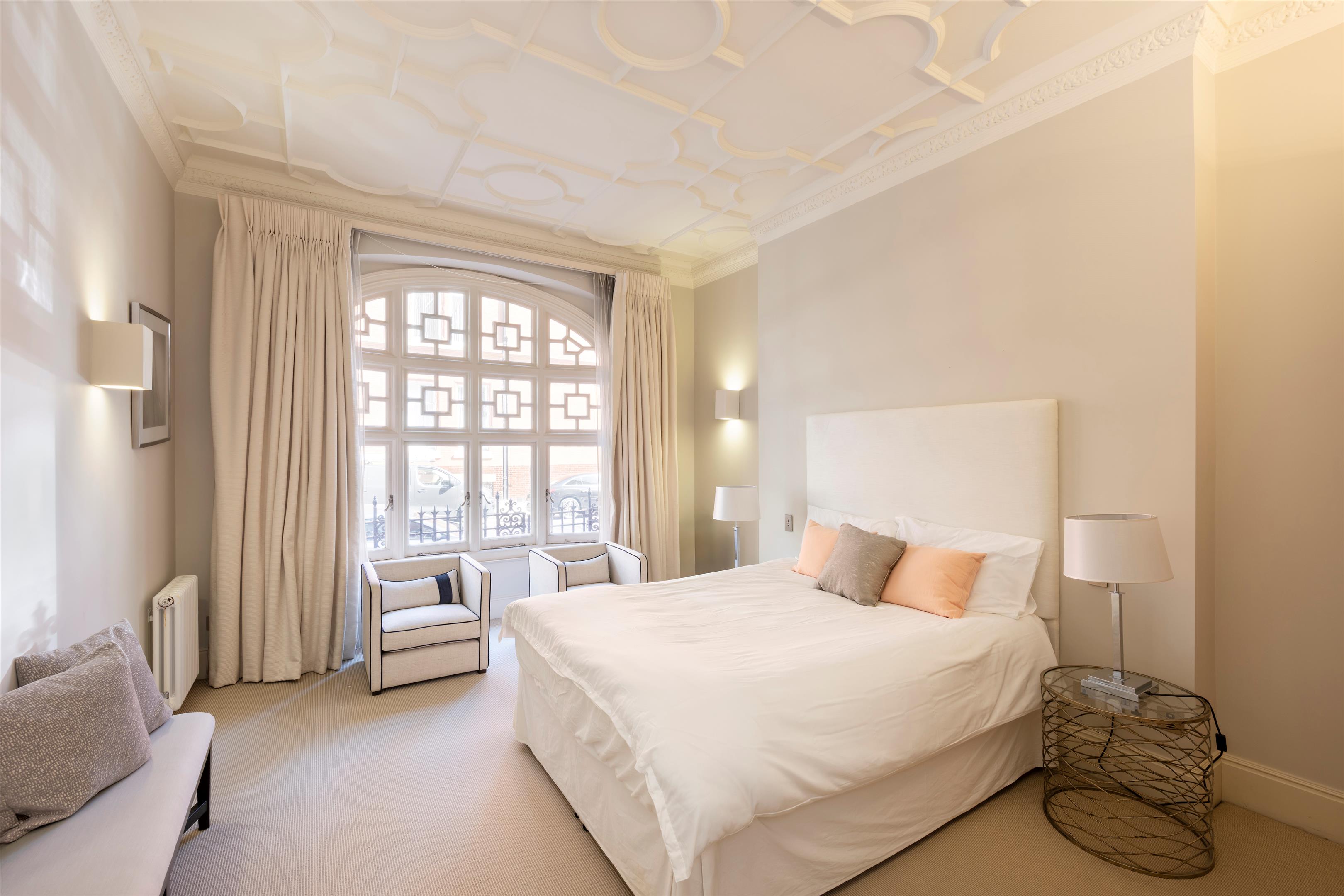 63 Cadogan Gardens, Knightsbridge, London SW3