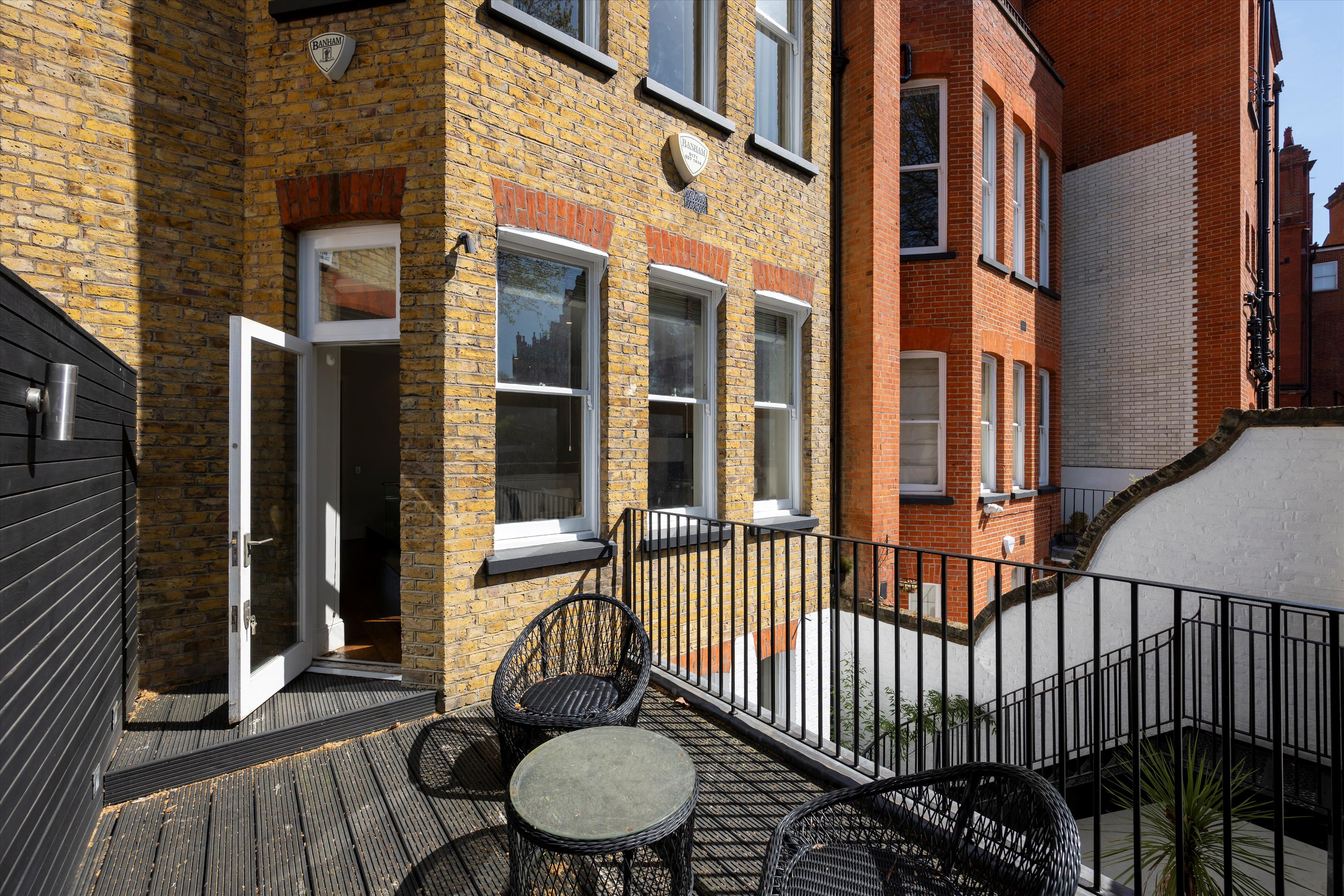 63 Cadogan Gardens, Knightsbridge, London SW3