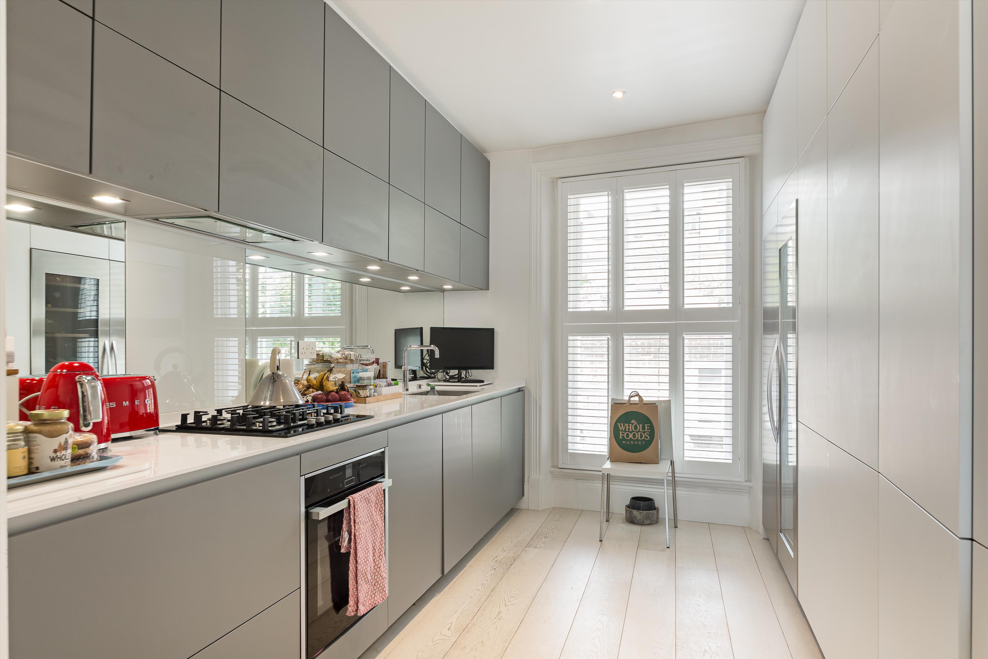 Sydney Mews, London SW3