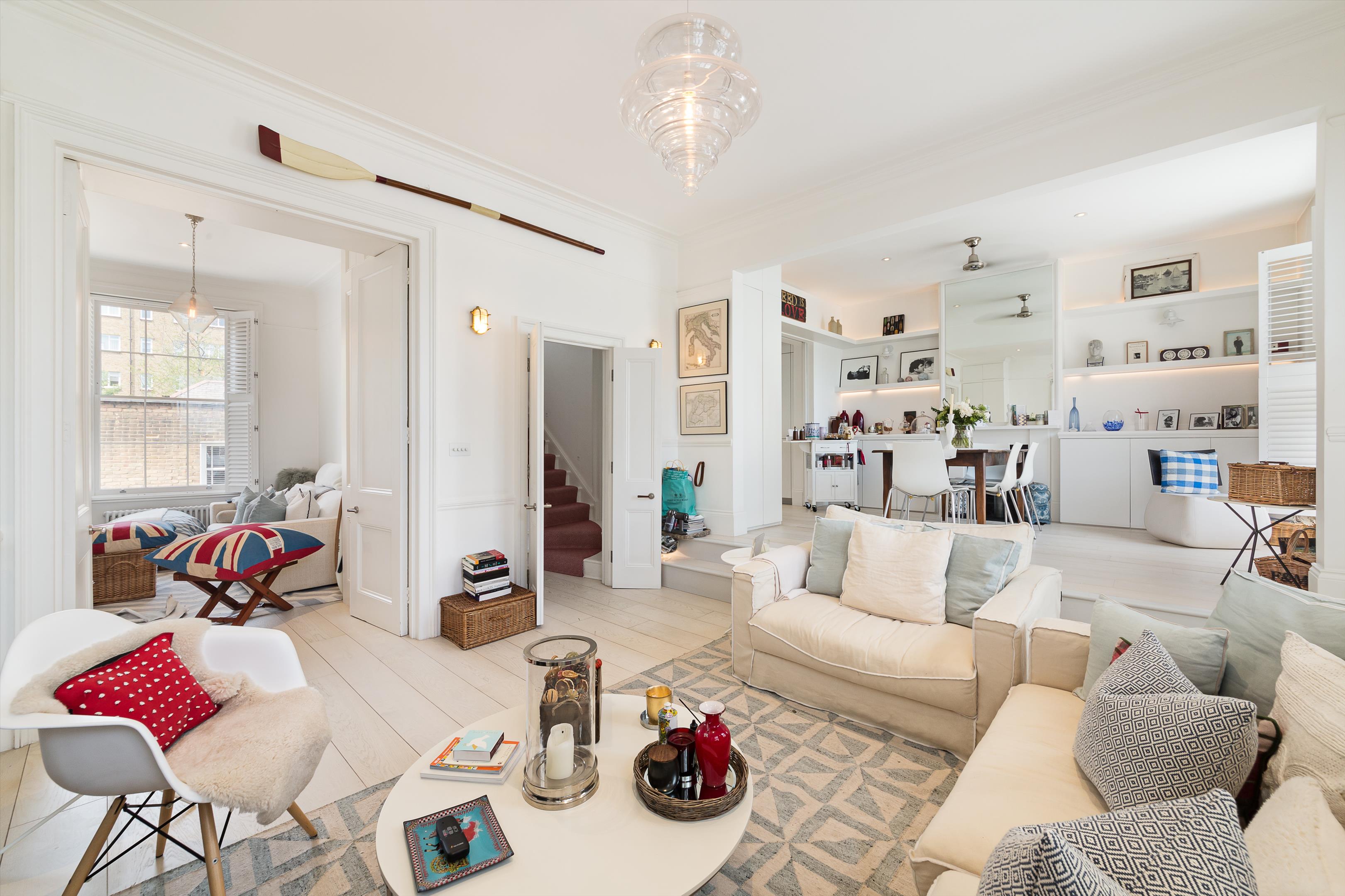 Sydney Mews, London SW3