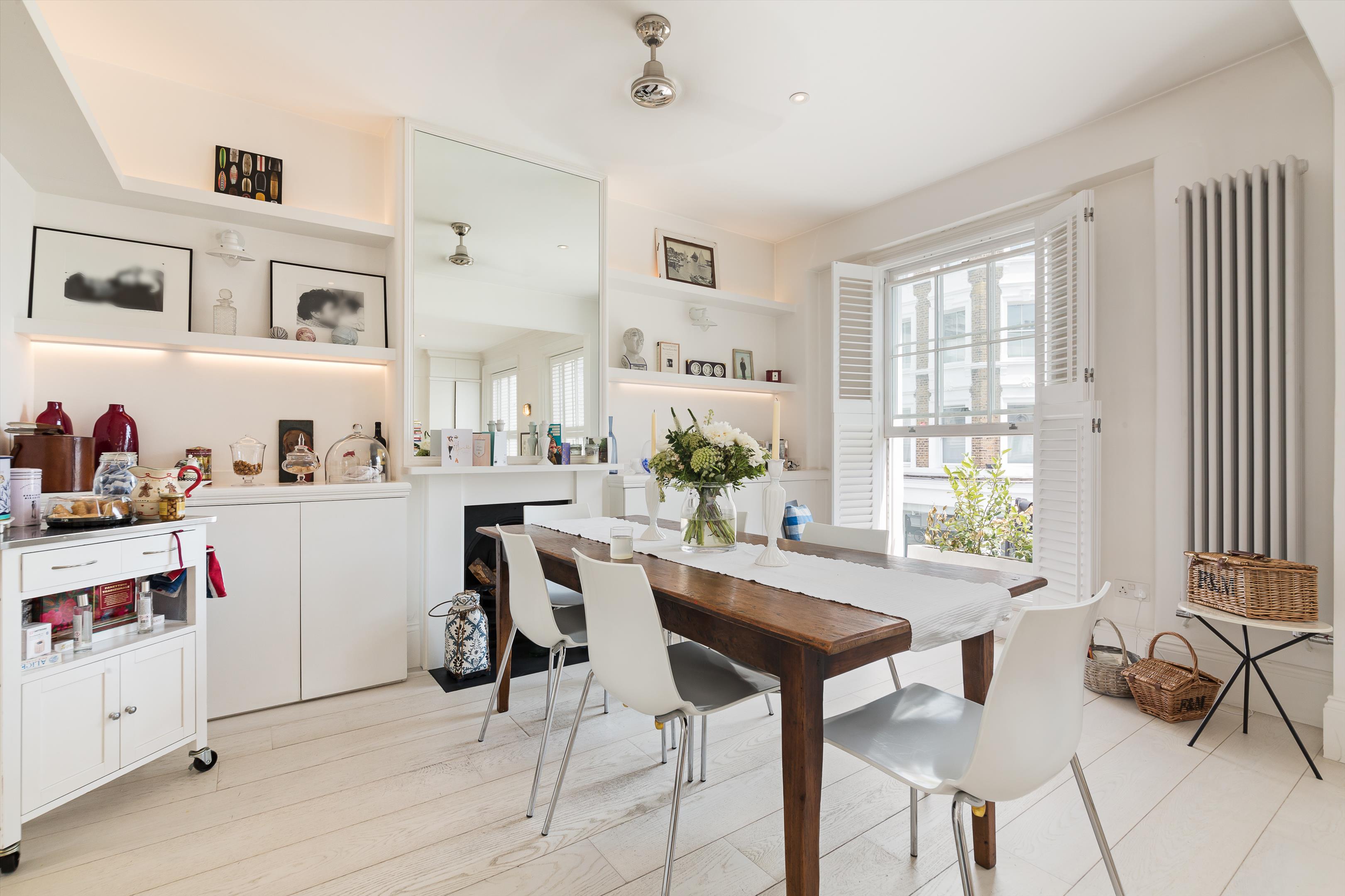 Sydney Mews, London SW3