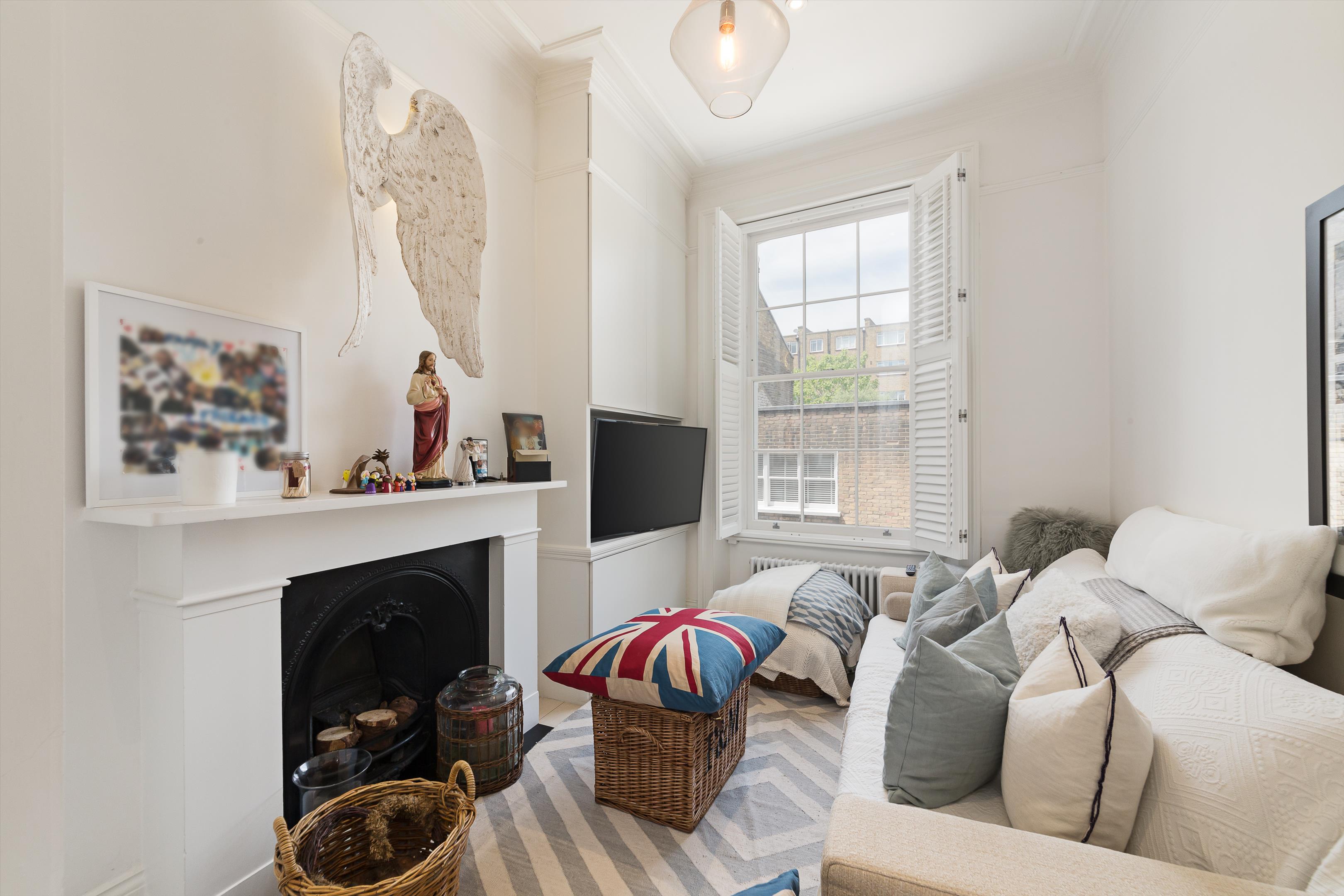 Sydney Mews, London SW3