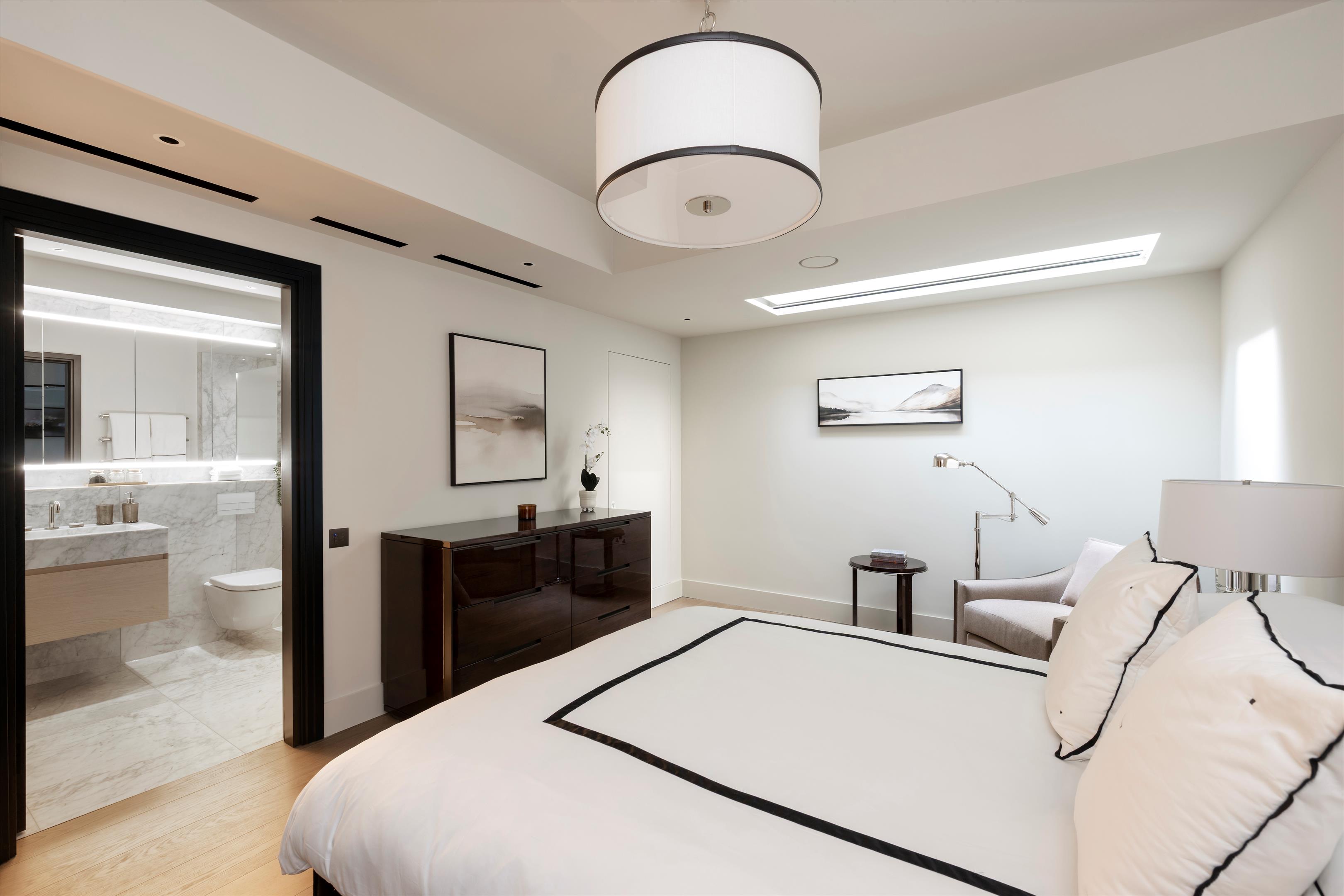Lancelot Place, Knightsbridge, London SW7