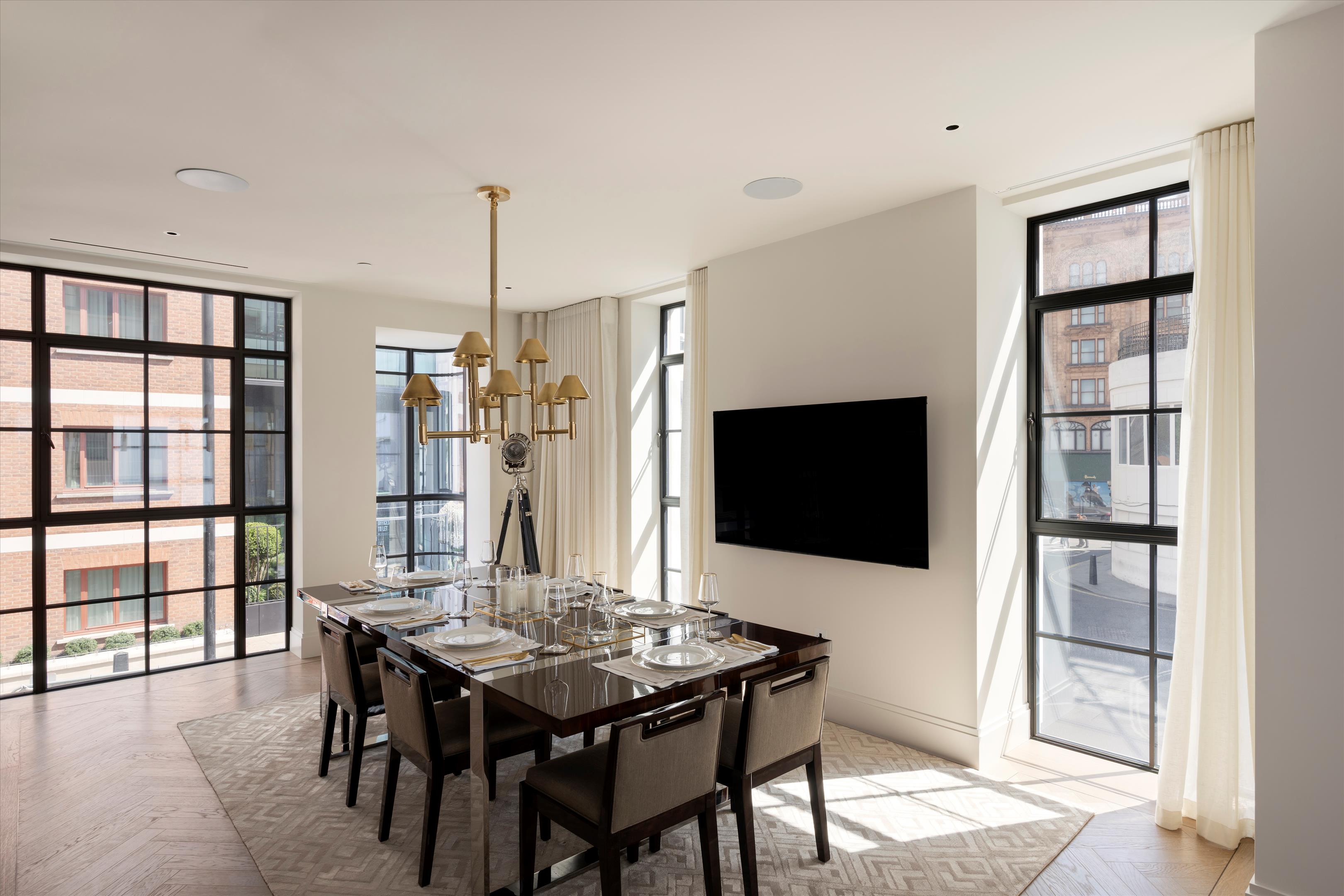 Lancelot Place, Knightsbridge, London SW7