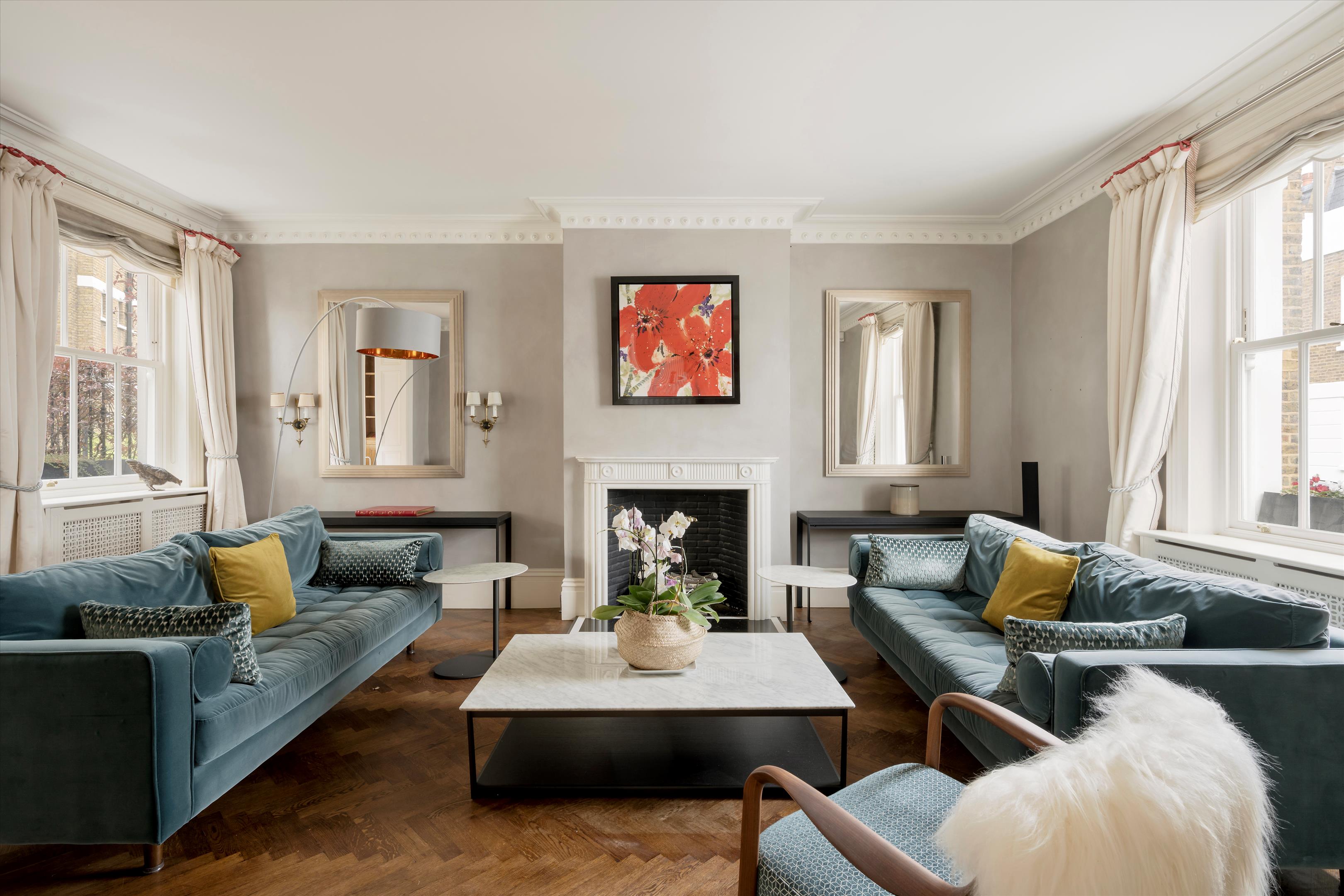 First Street, Chelsea, London SW3