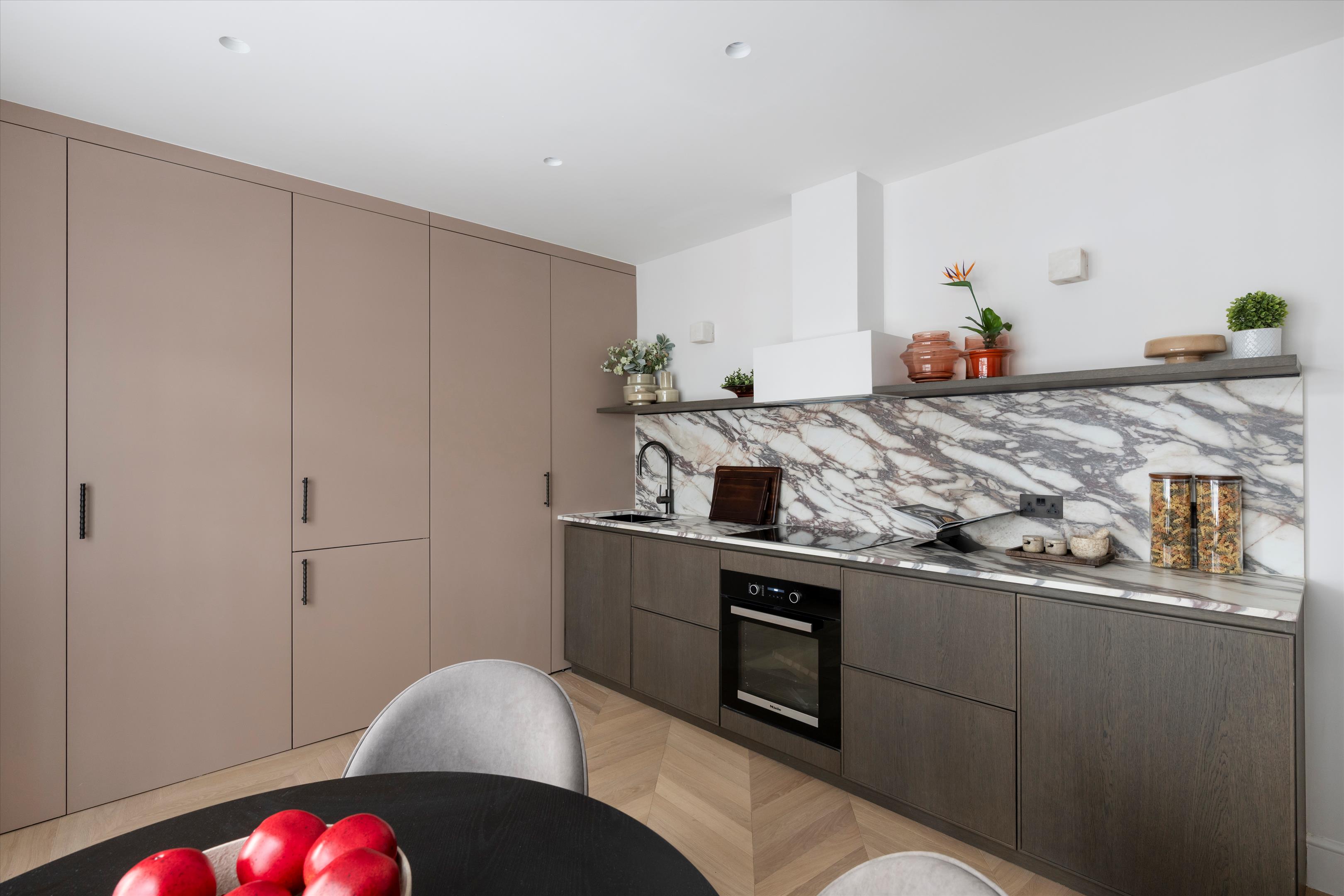 Malvern Court, Onslow Square, London SW7