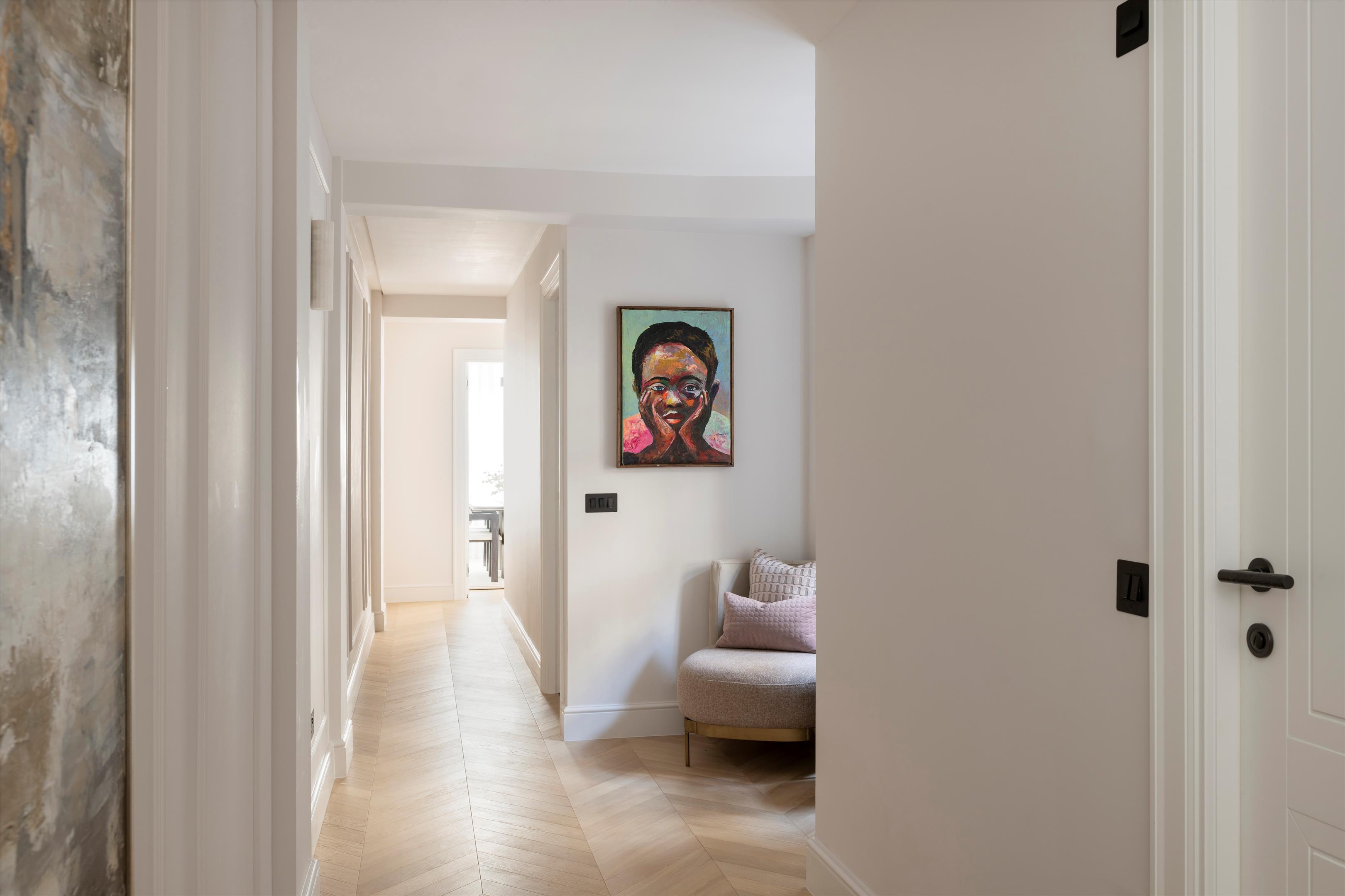 Malvern Court, Onslow Square, London SW7