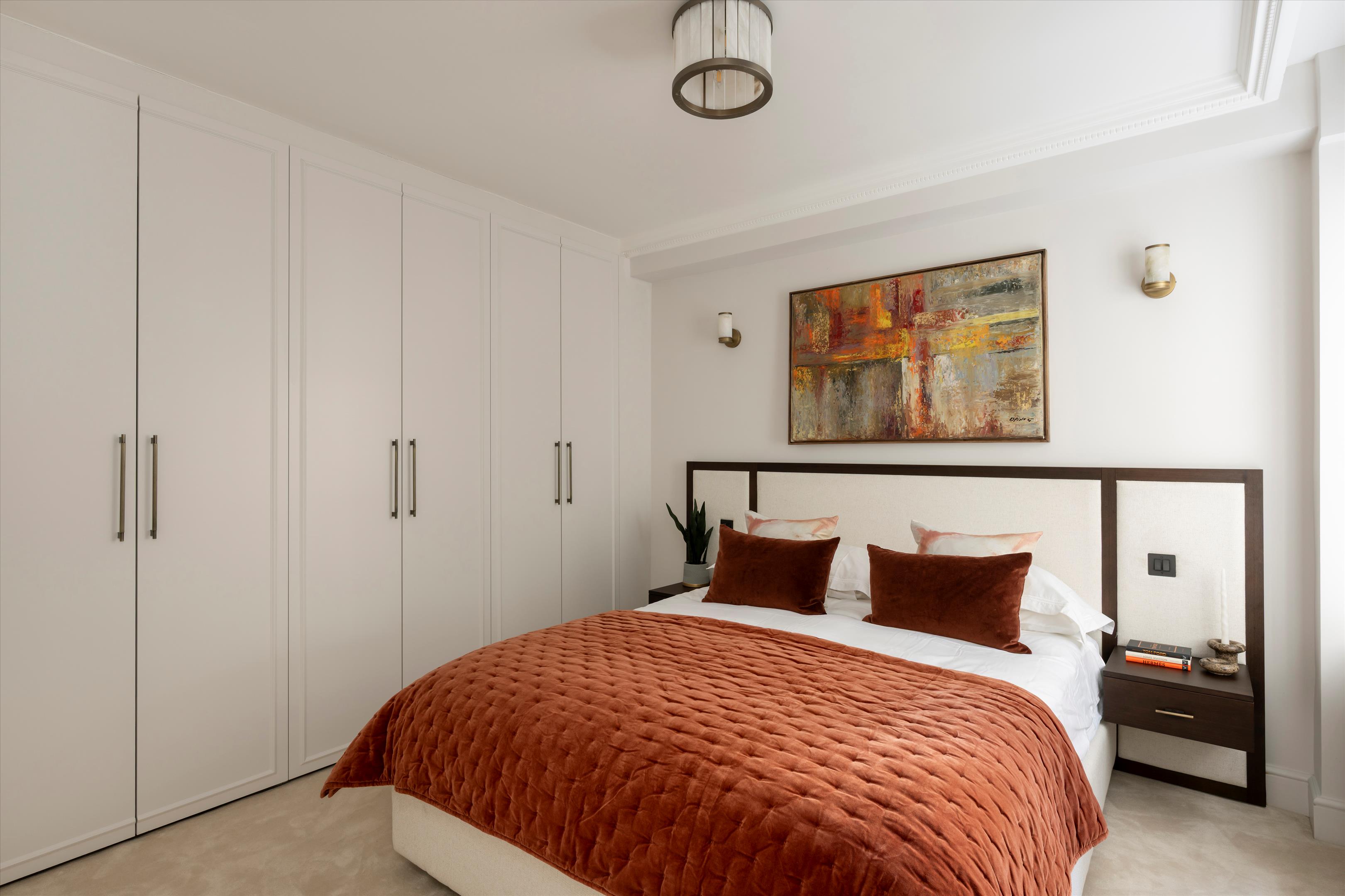 Malvern Court, Onslow Square, London SW7