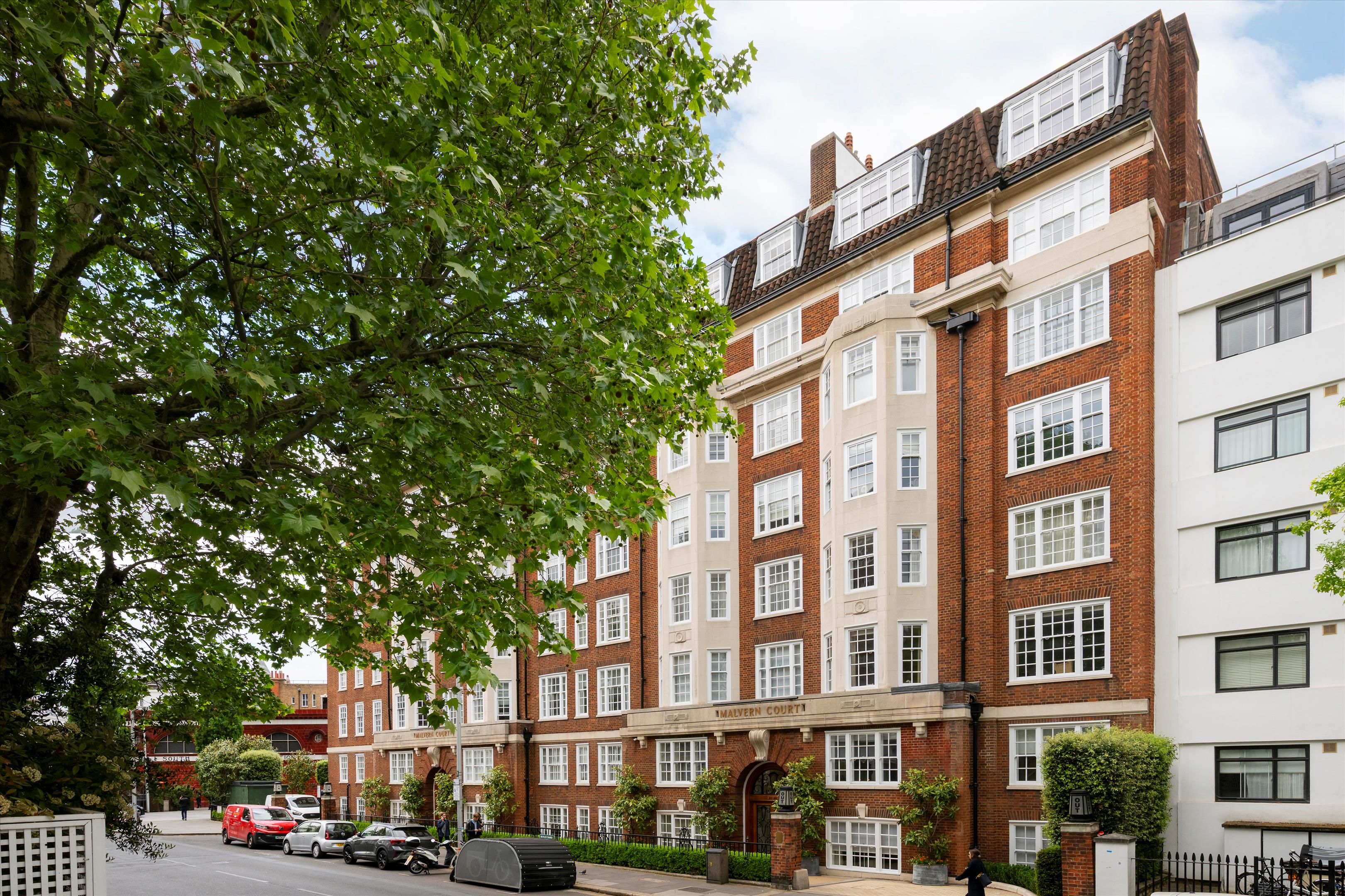Malvern Court, Onslow Square, London SW7