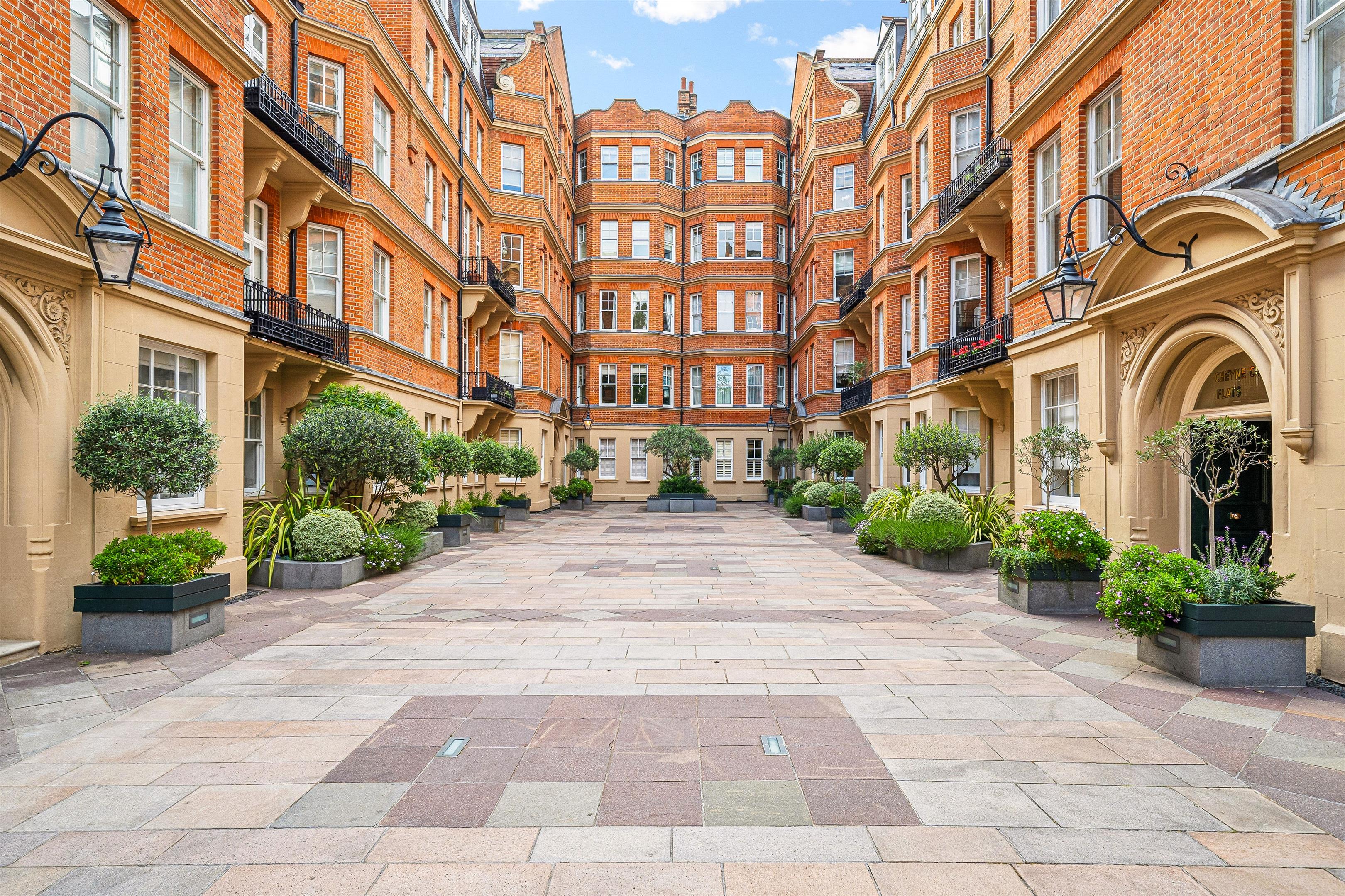 Royal Hospital Road, London SW3