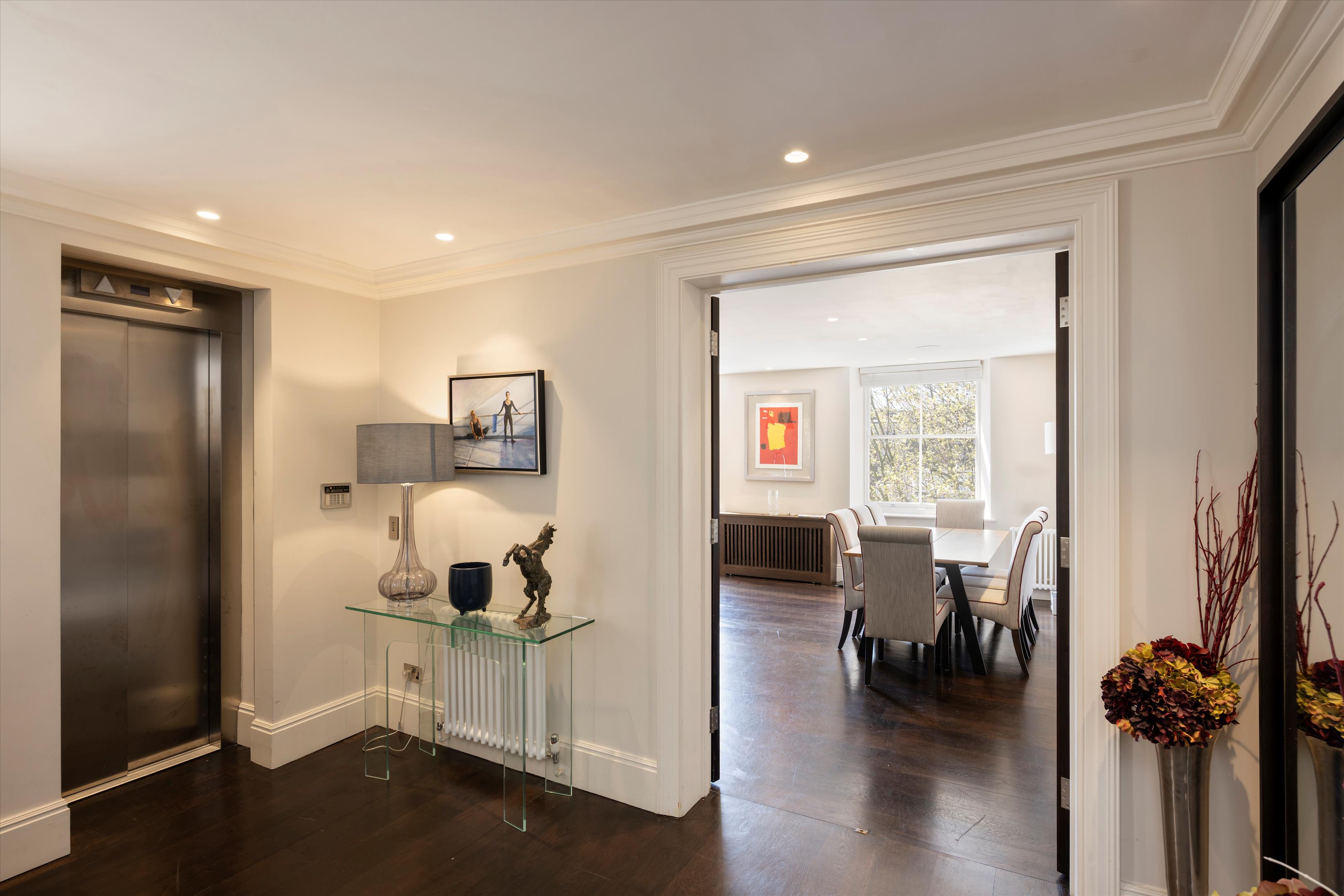 63 Cadogan Gardens, Knightsbridge, London SW3