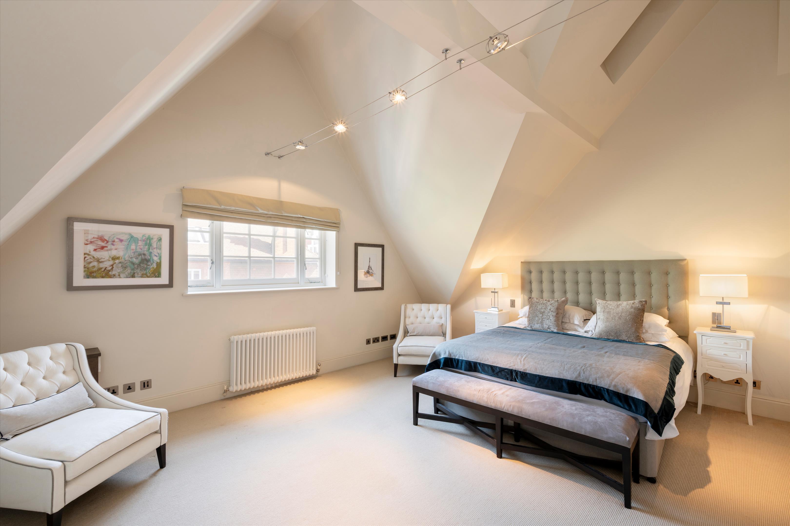 63 Cadogan Gardens, Knightsbridge, London SW3