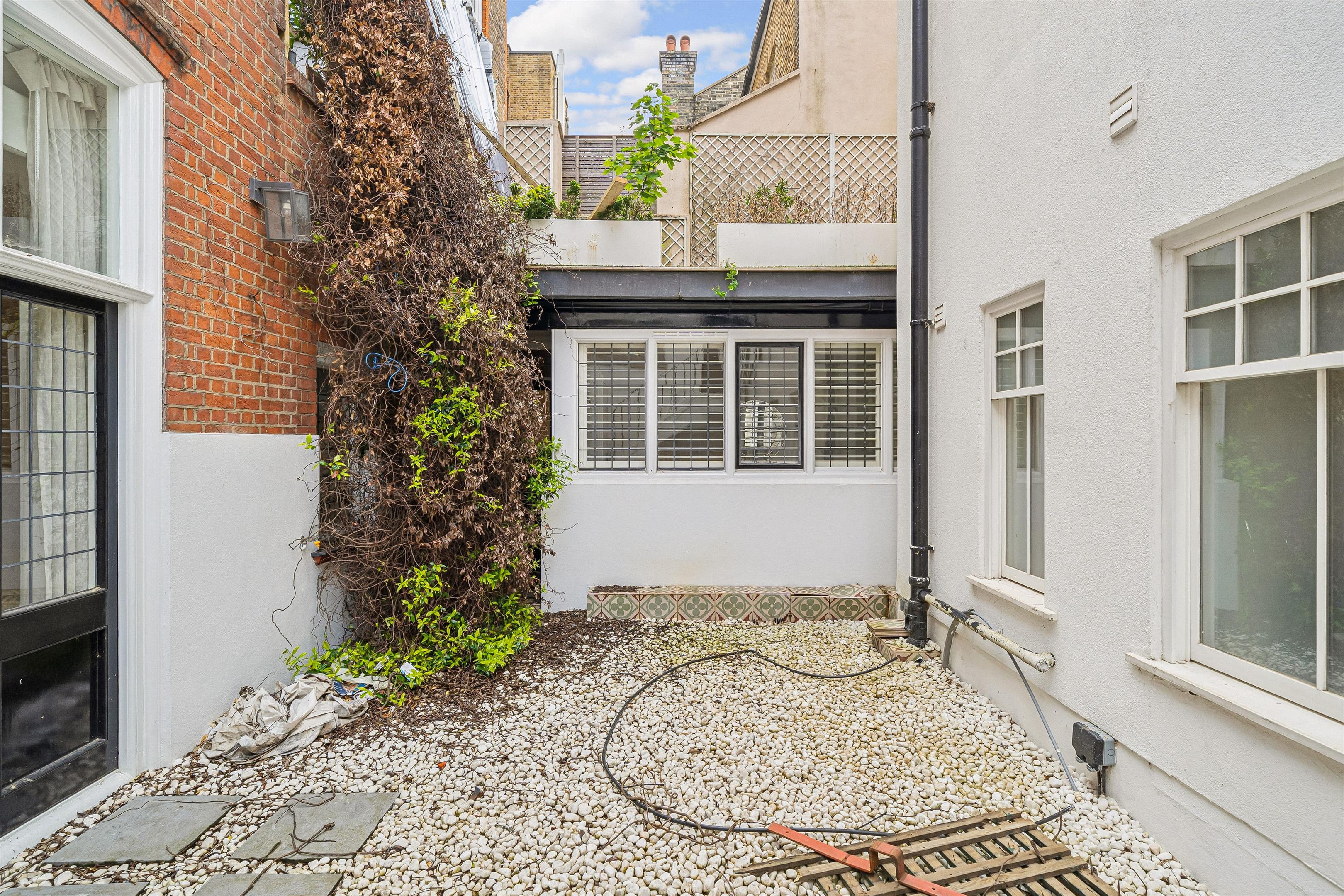 Cadogan Square, London SW1X