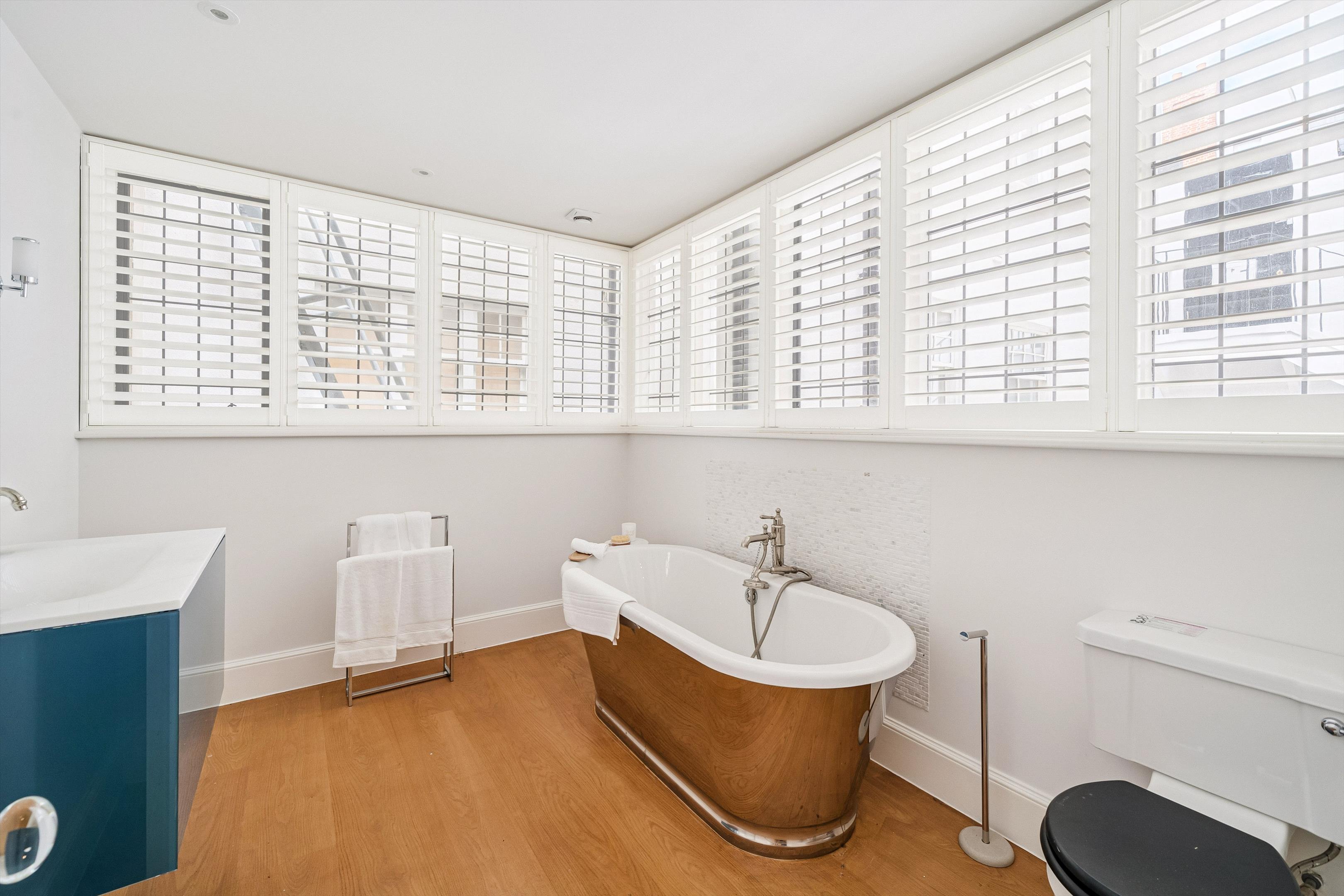 Cadogan Square, London SW1X