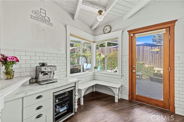 11408 Decente CT, Studio City 