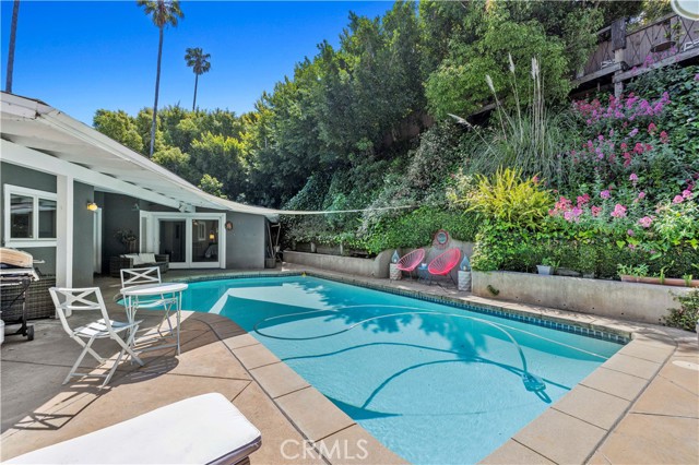 11408 Decente CT, Studio City 