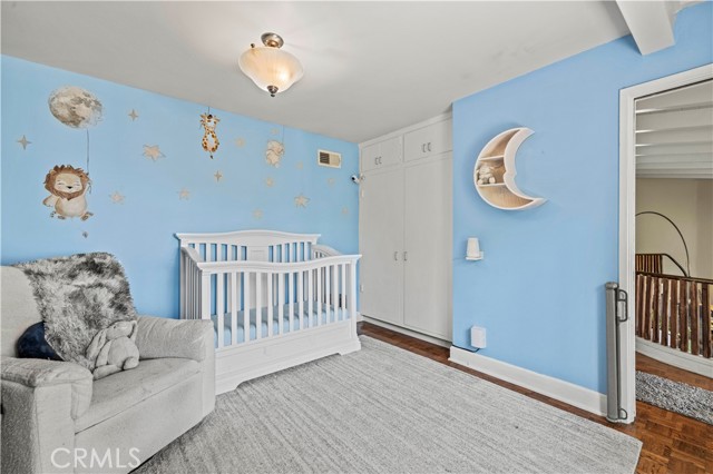 11408 Decente CT, Studio City 