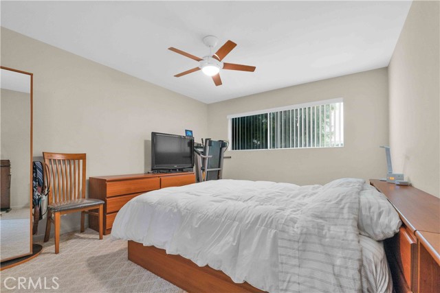 5400 Lindley AVE Unit: 117