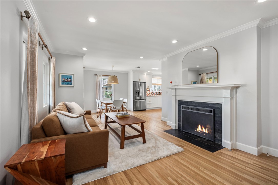 16600 Gilmore ST, LAKE BALBOA