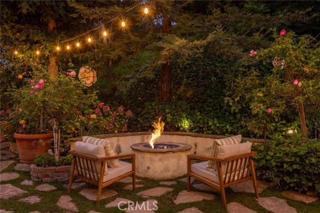 5985 Vista De La Luz