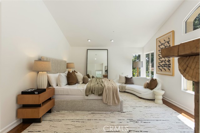 5985 Vista De La Luz